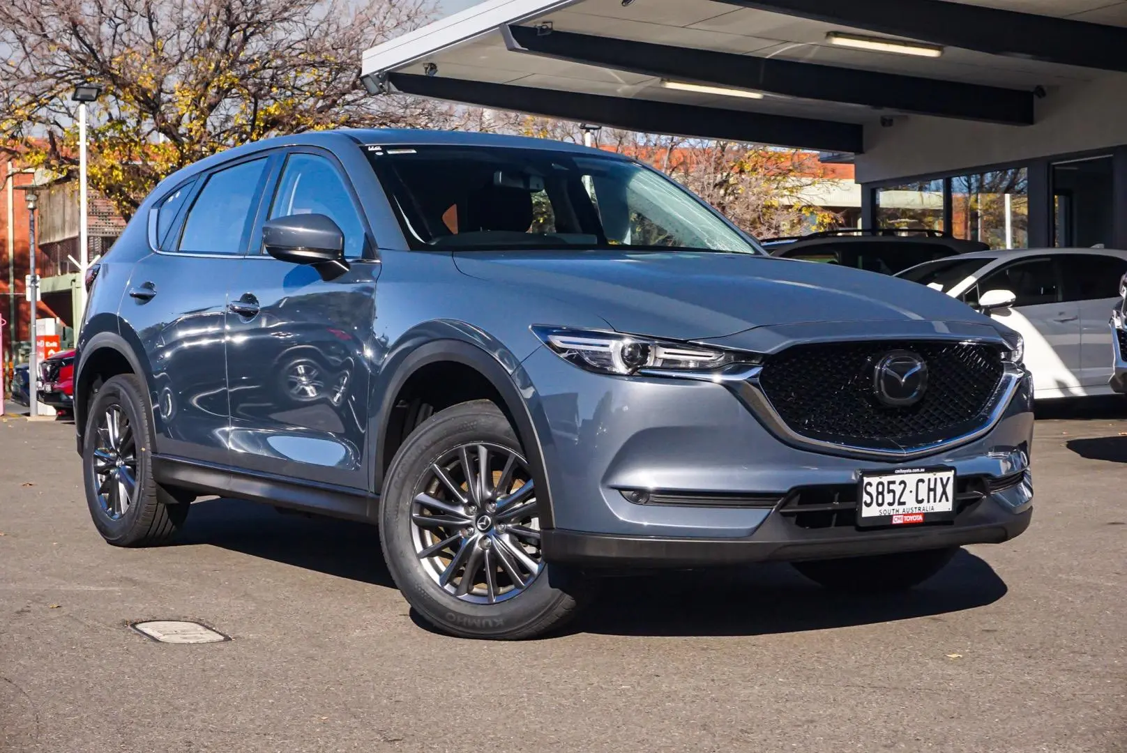 2020 Mazda CX-5 Gallery Image 2