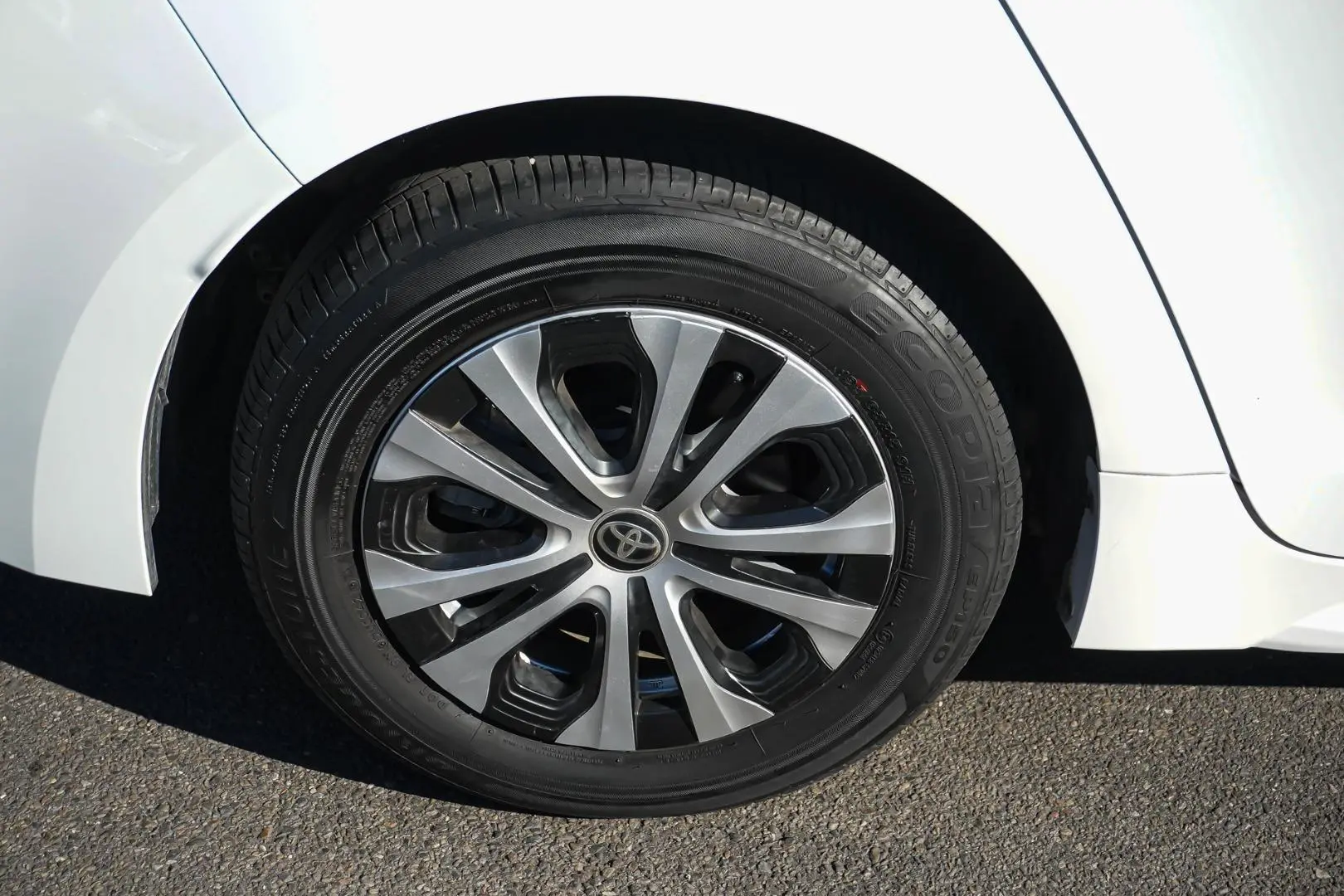2021 Toyota Corolla Gallery Image 15