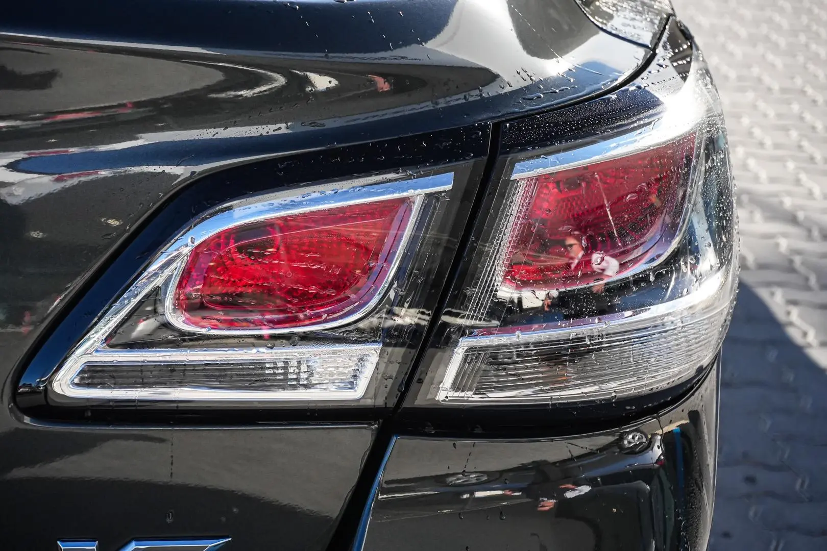 2017 Holden Calais Gallery Image 15