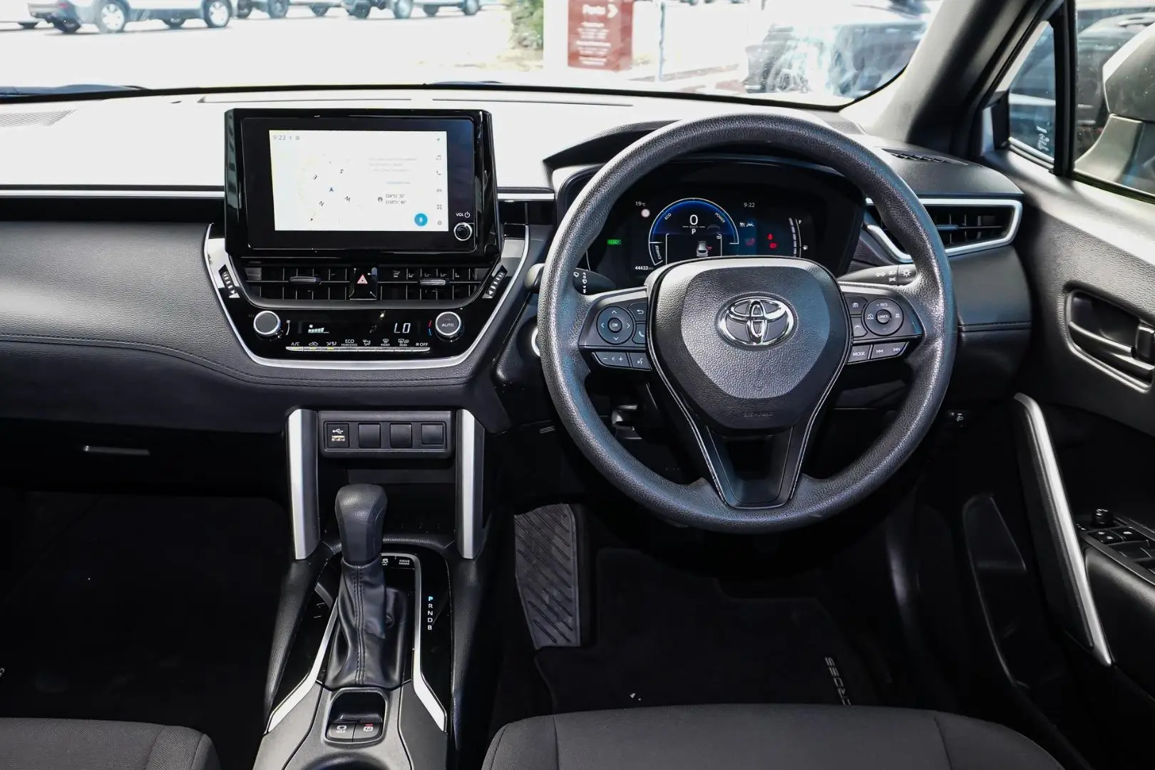 2023 Toyota Corolla Cross Gallery Image 9