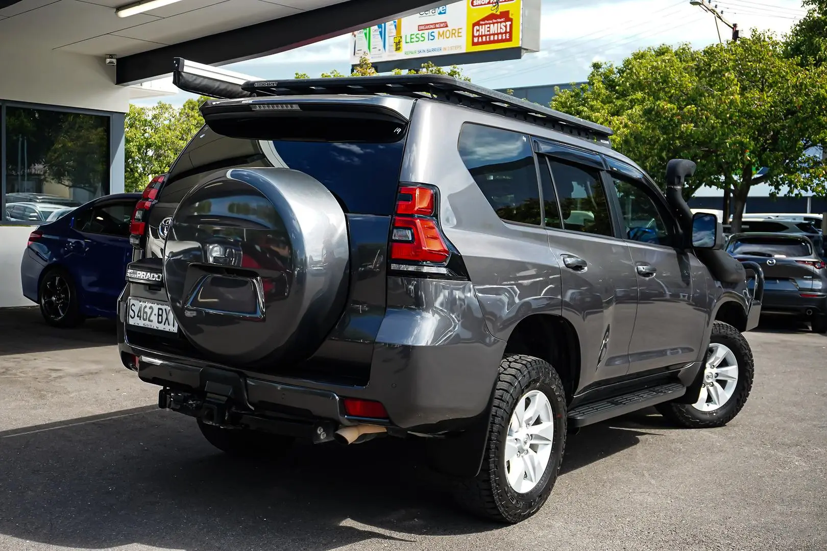 2018 Toyota Landcruiser Prado Gallery Image 3