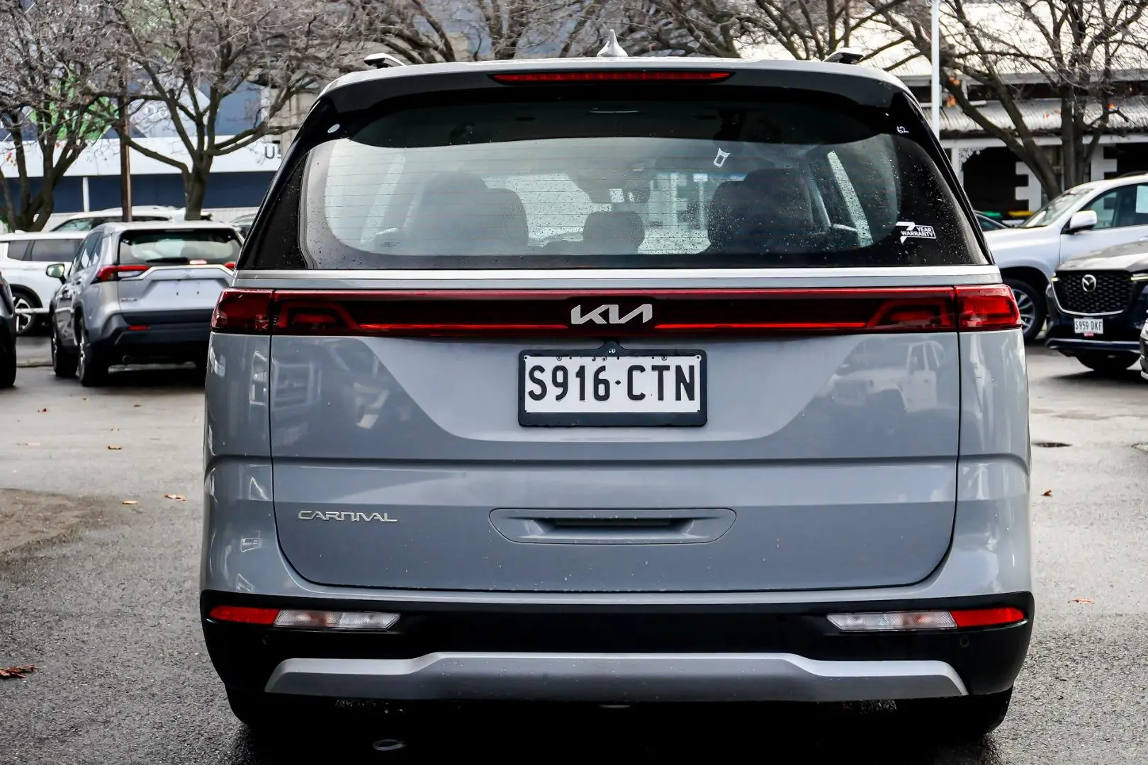 2022 Kia Carnival Gallery Image 5