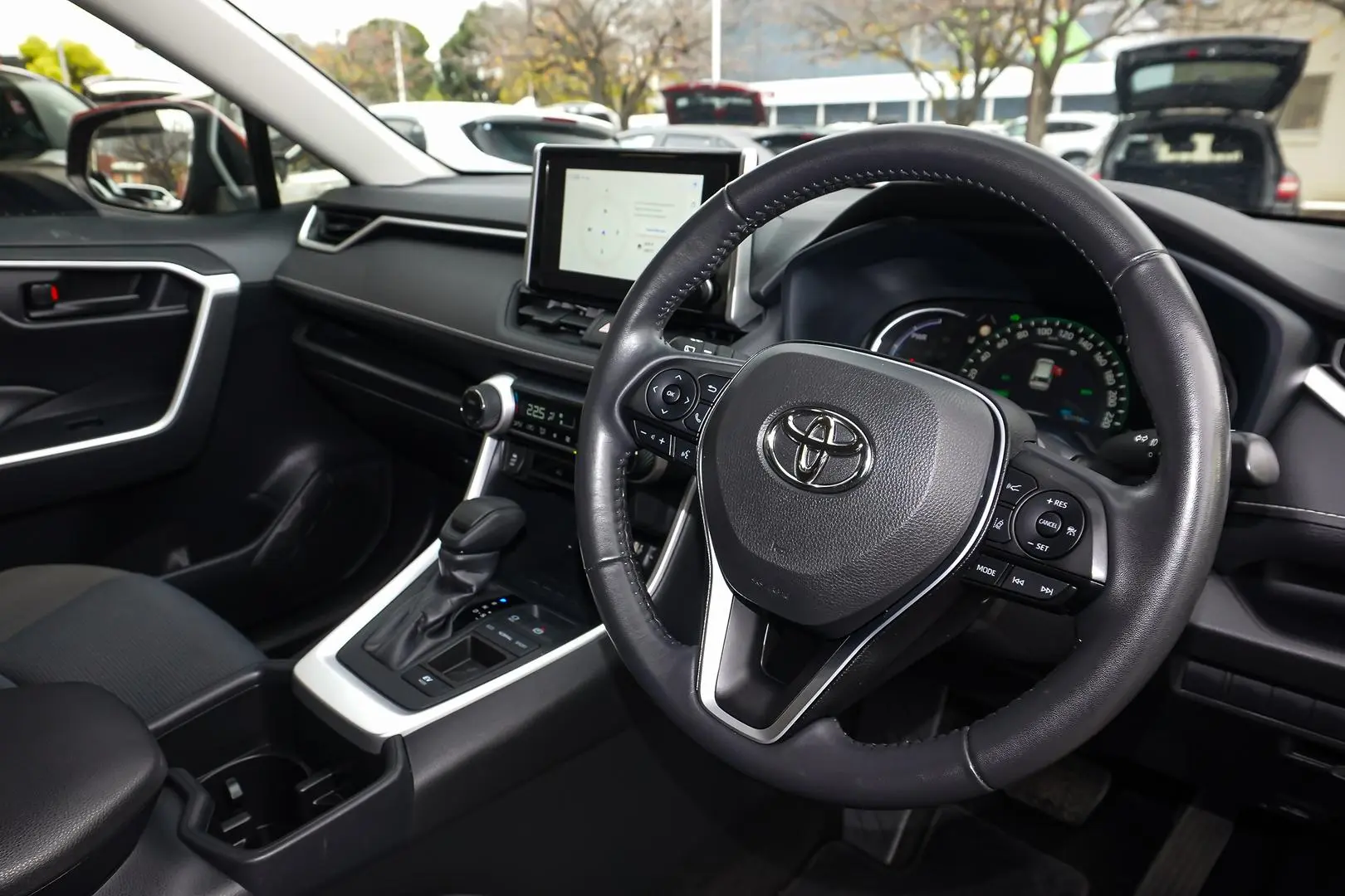 2024 Toyota RAV4 Gallery Image 6