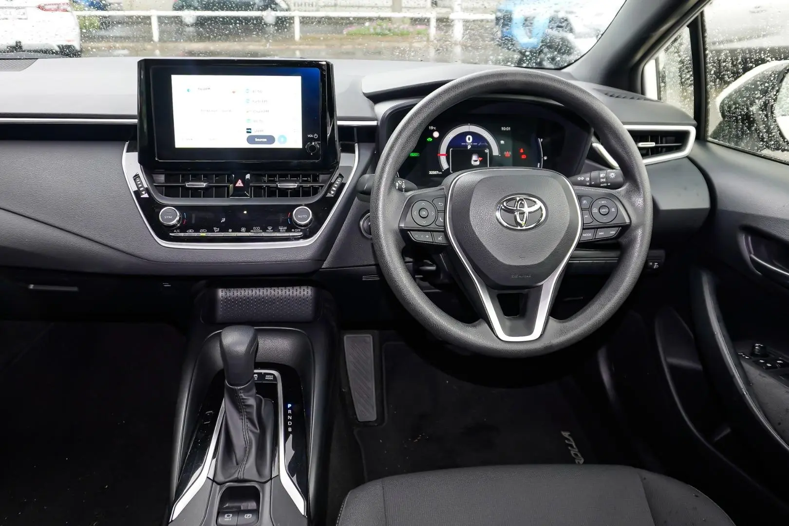 2025 Toyota Corolla Gallery Image 8
