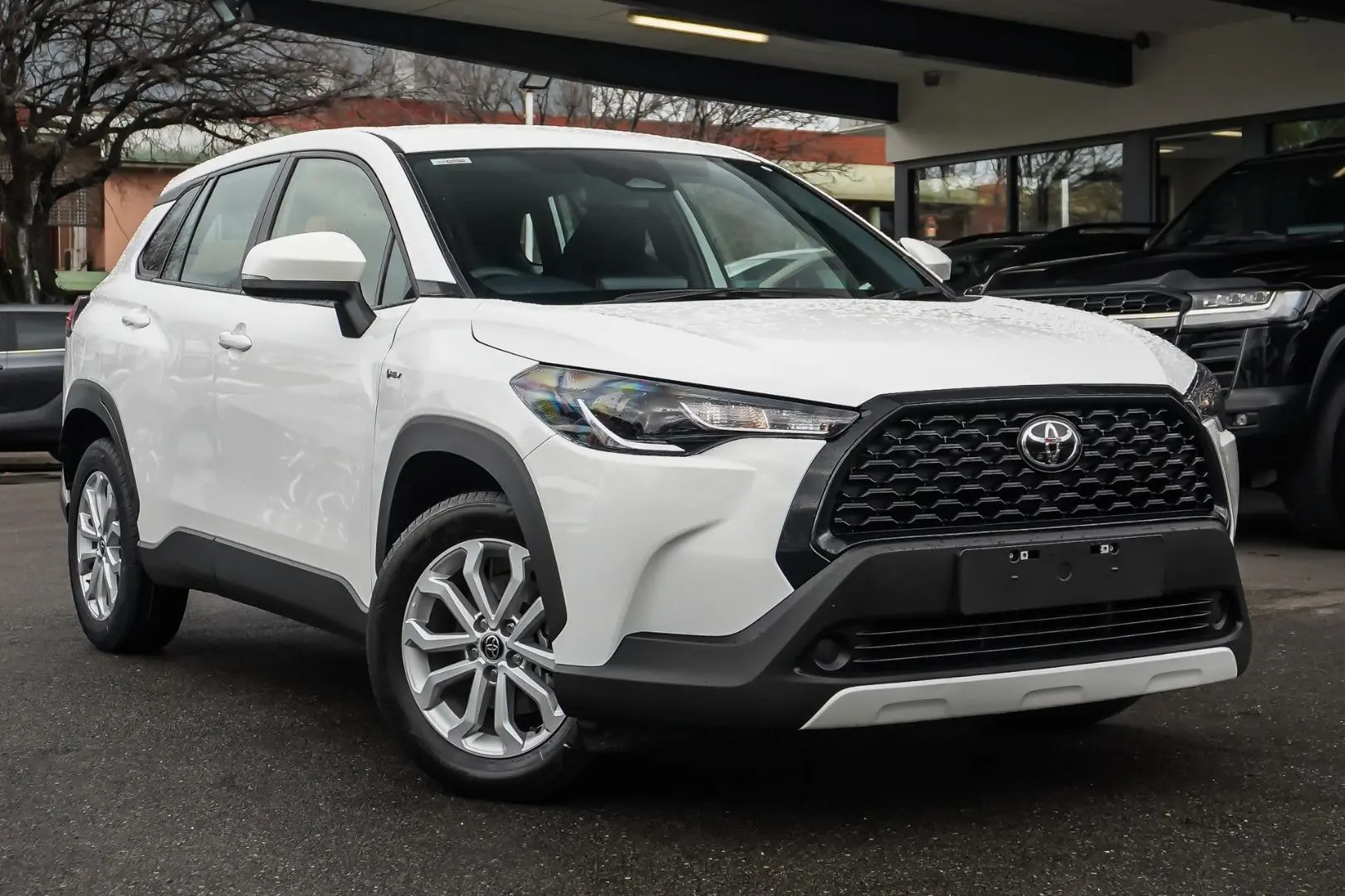 2025 Toyota Corolla Cross Gallery Image 2