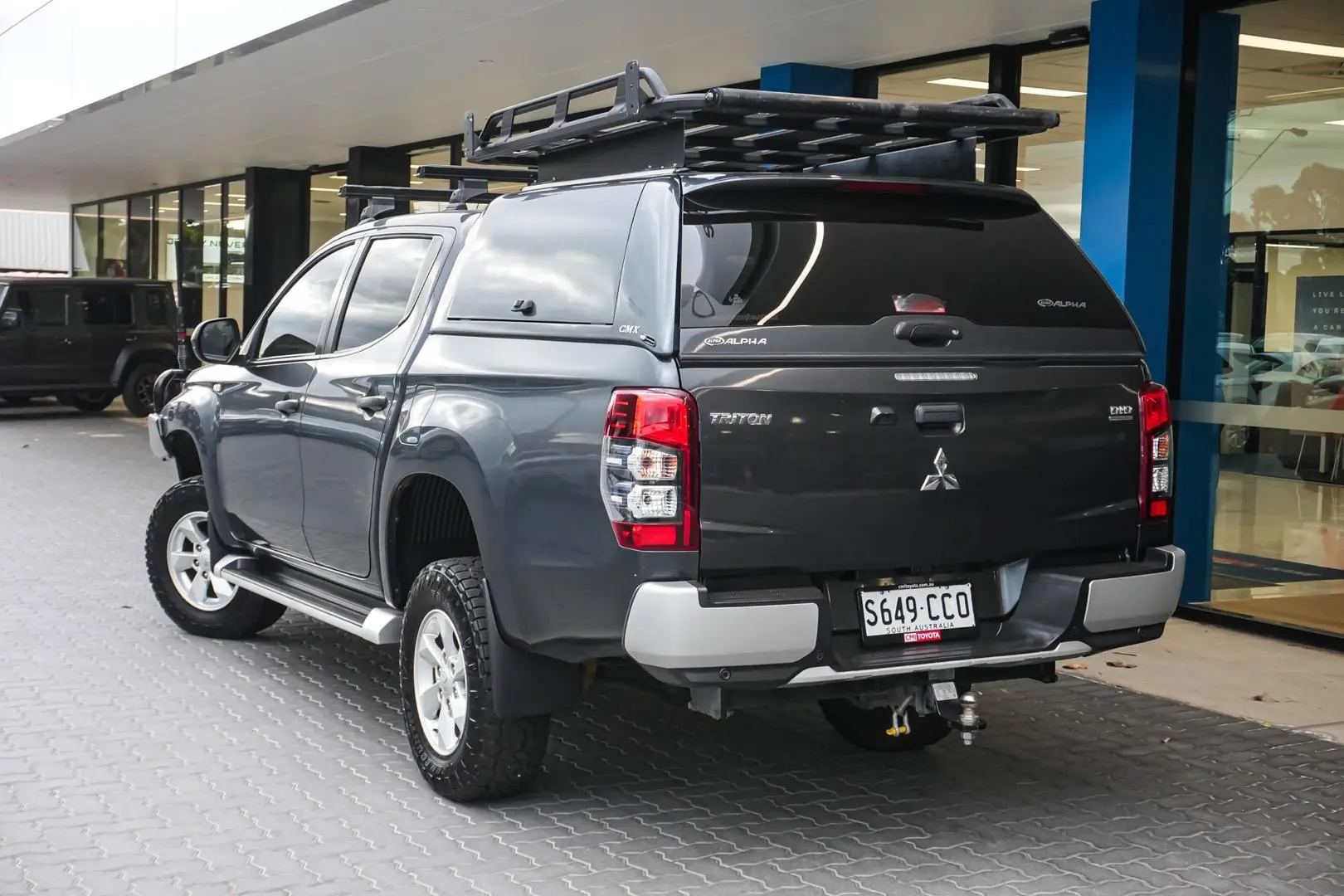 2019 Mitsubishi Triton Gallery Image 3