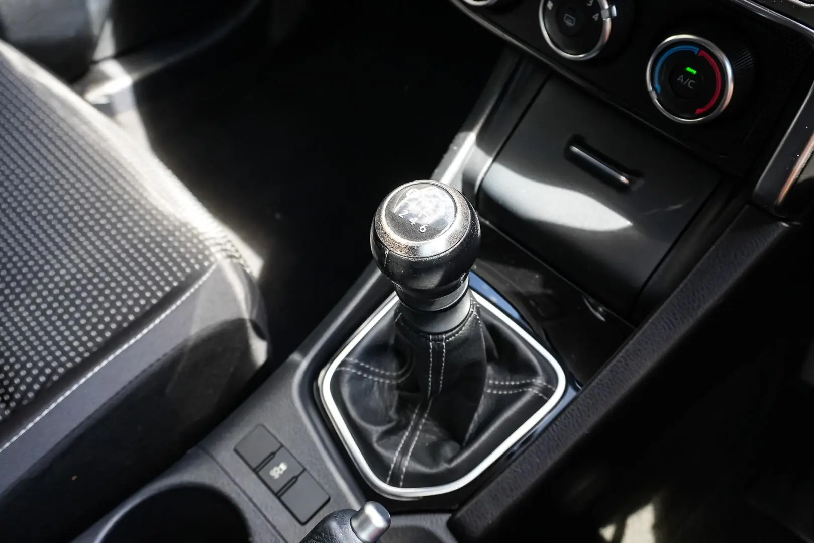 2017 Toyota Corolla Gallery Image 18