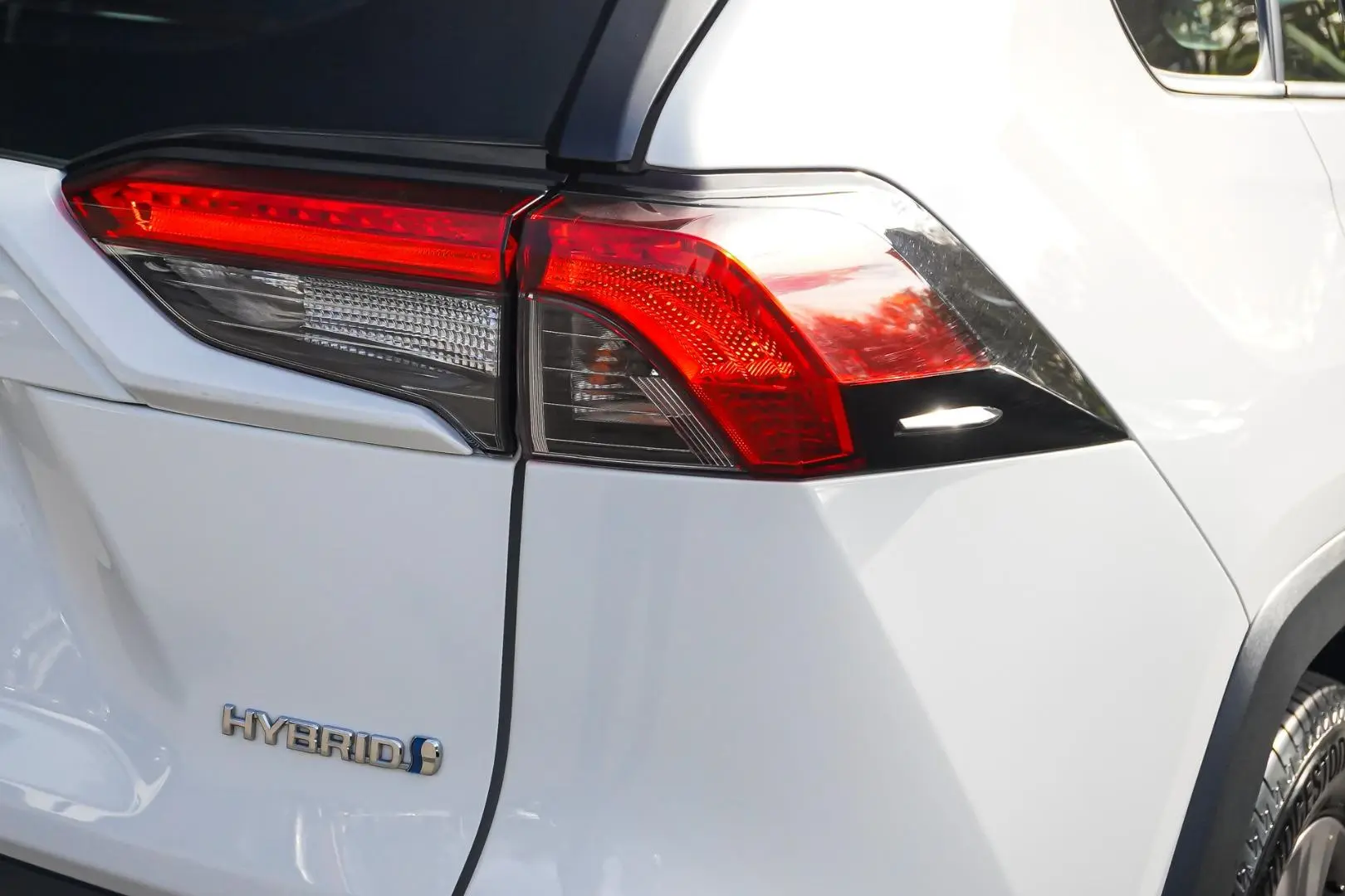 2024 Toyota RAV4 Gallery Image 13