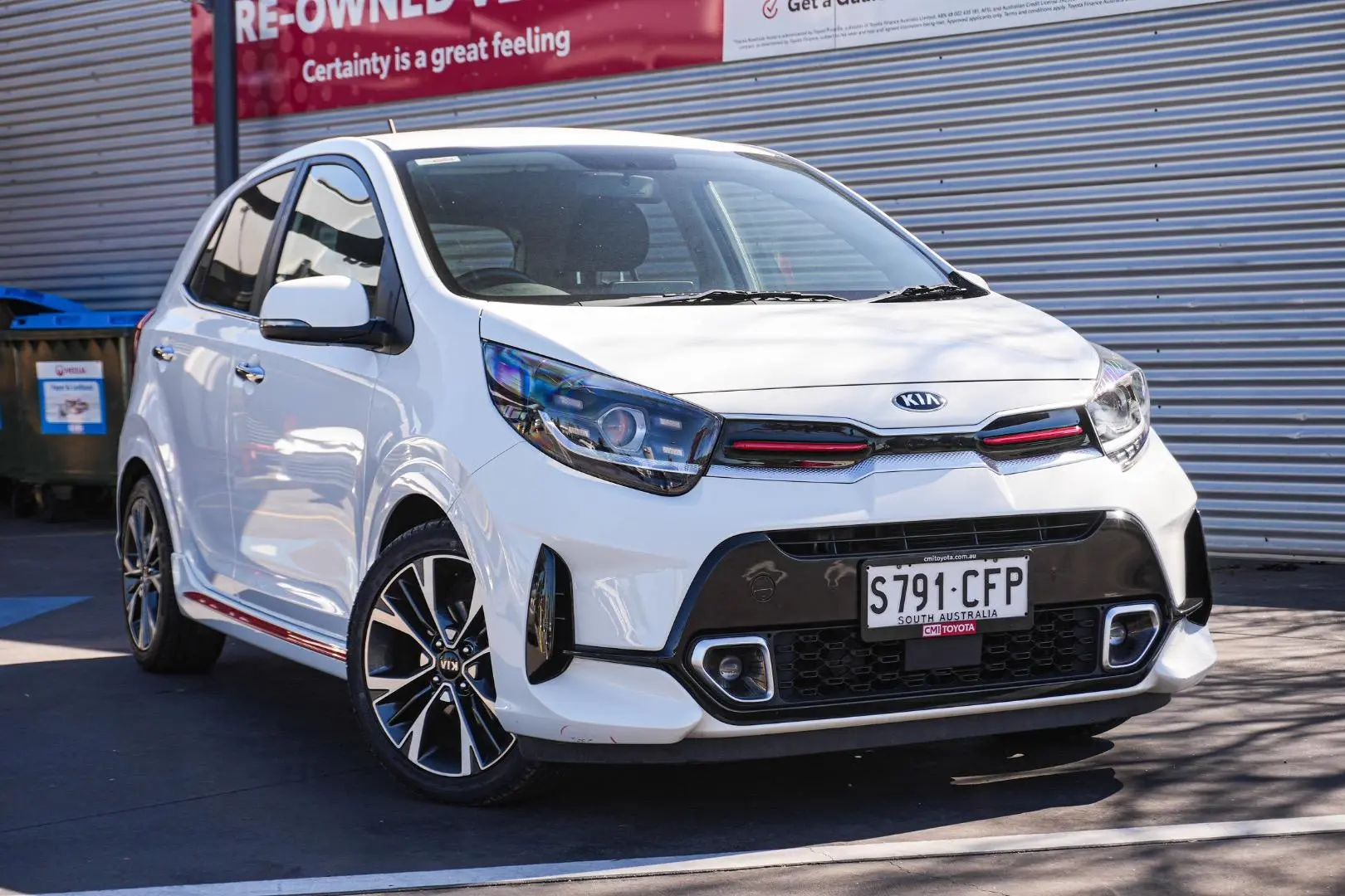 2020 Kia Picanto Gallery Image 2