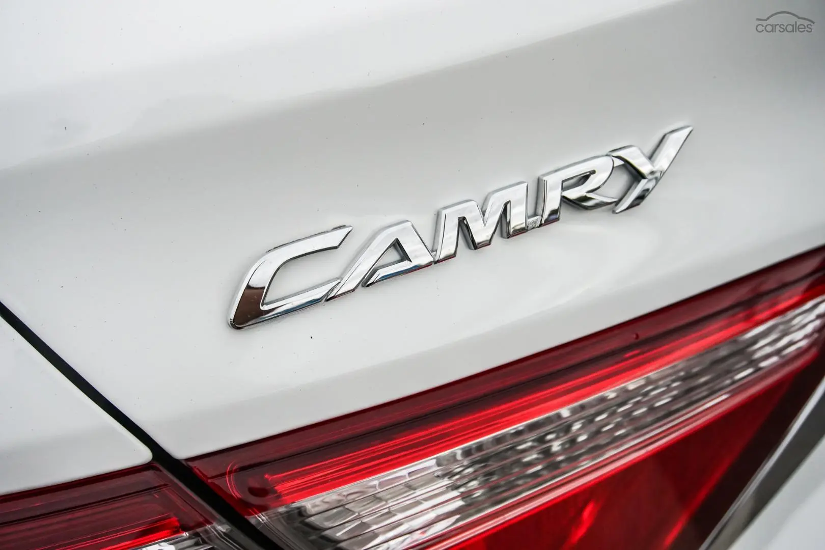 2017 Toyota Camry Image 13