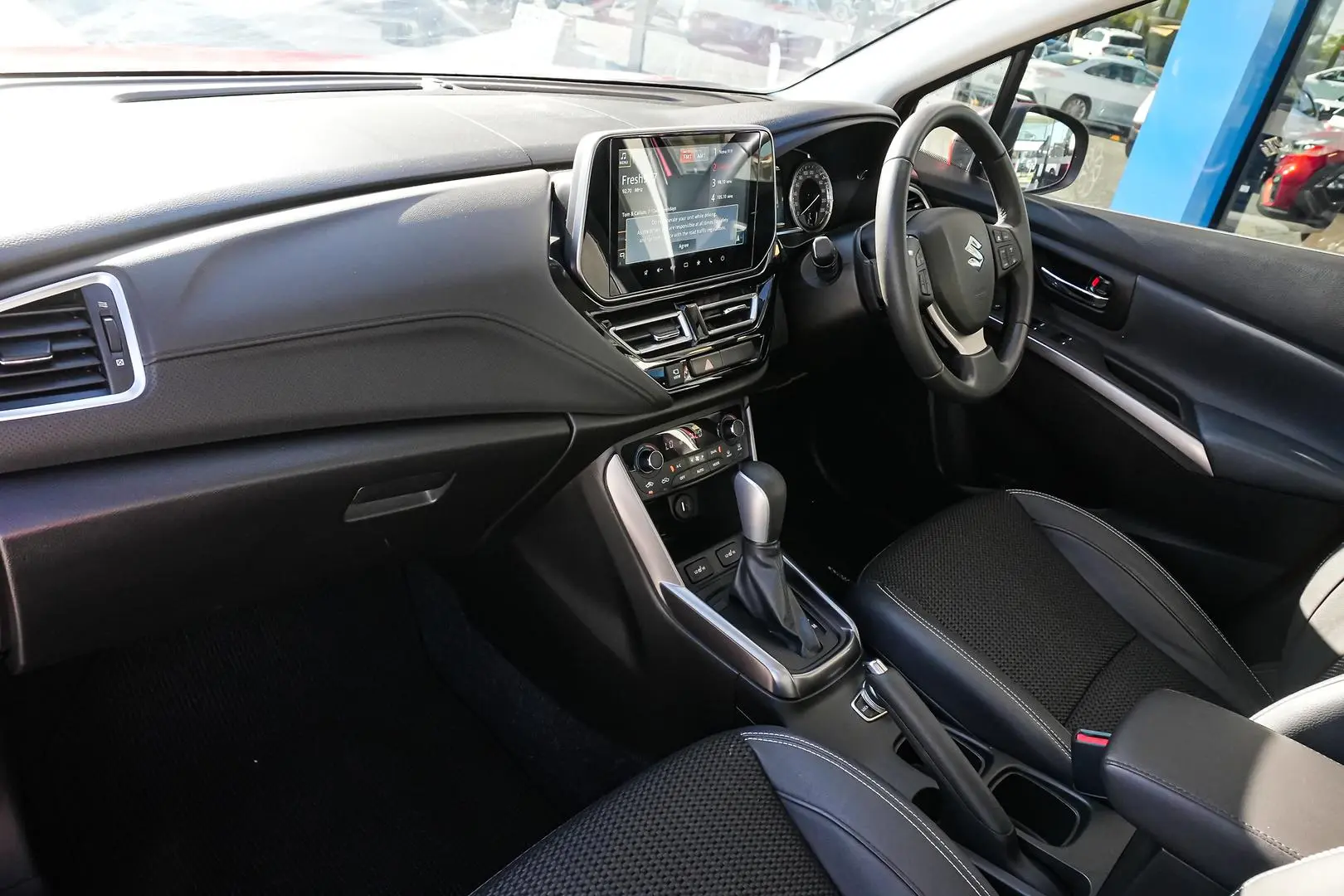 2023 Suzuki S-Cross Gallery Image 10