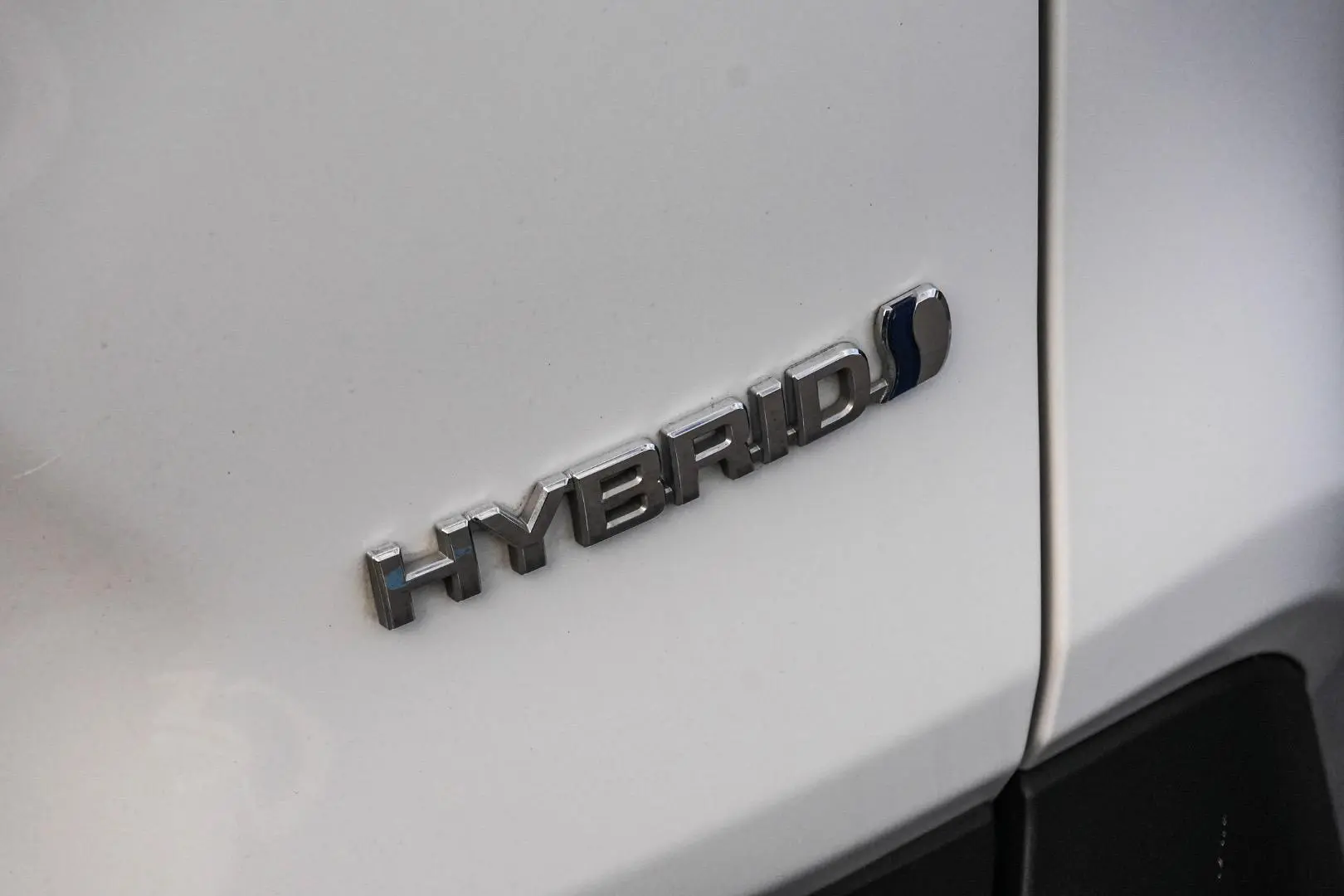 2024 Toyota RAV4 Gallery Image 16