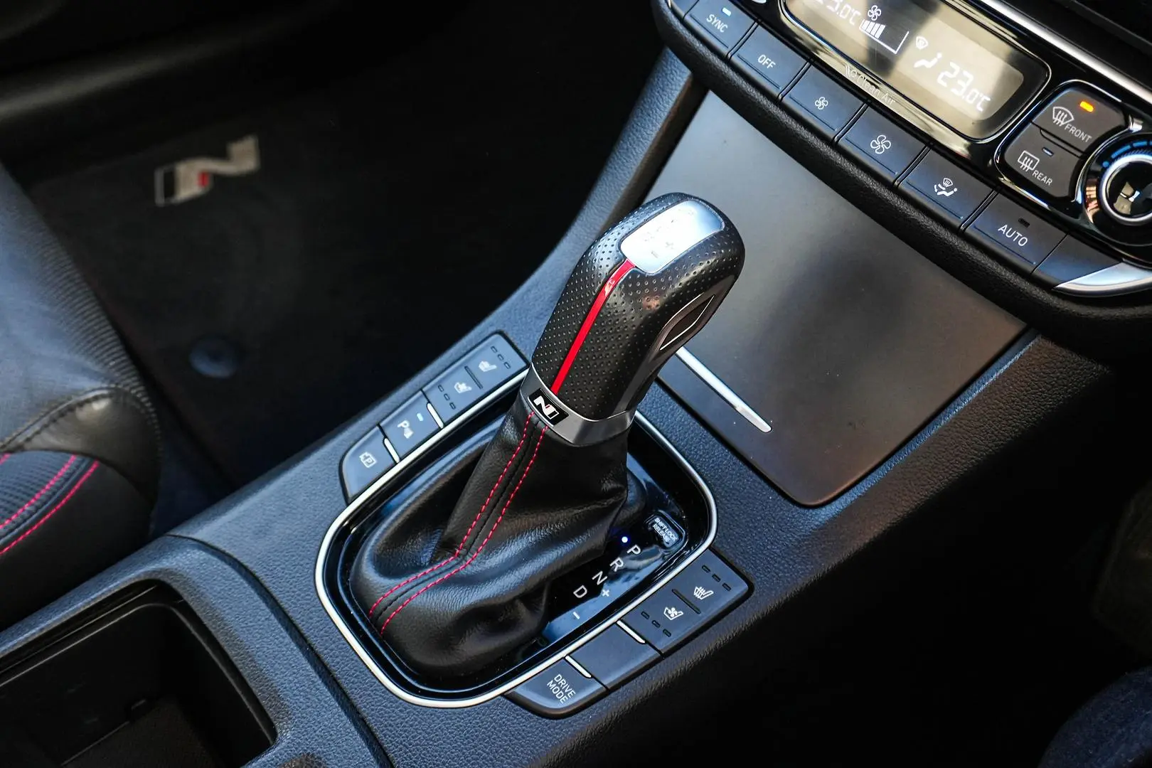 2022 Hyundai i30 Gallery Image 17