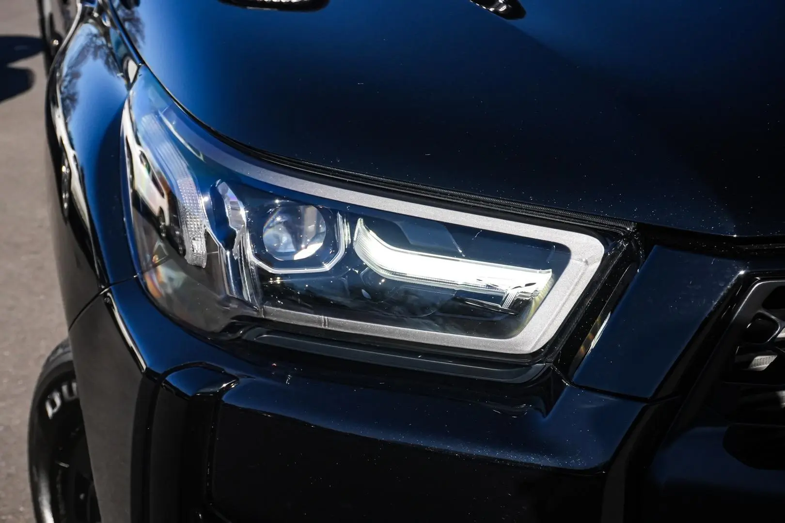 2024 Toyota Hilux Gallery Image 12