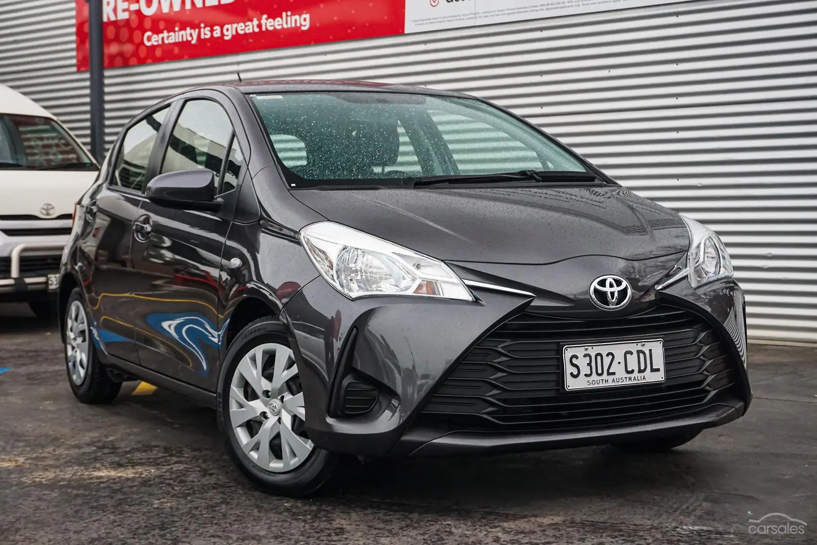 2019 Toyota Yaris Image 1