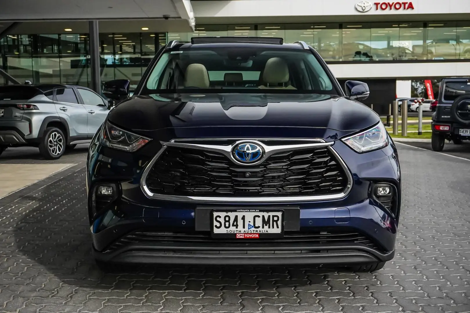 2021 Toyota Kluger Gallery Image 5
