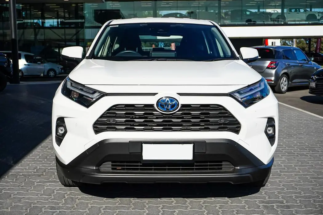 2024 Toyota RAV4 Gallery Image 5