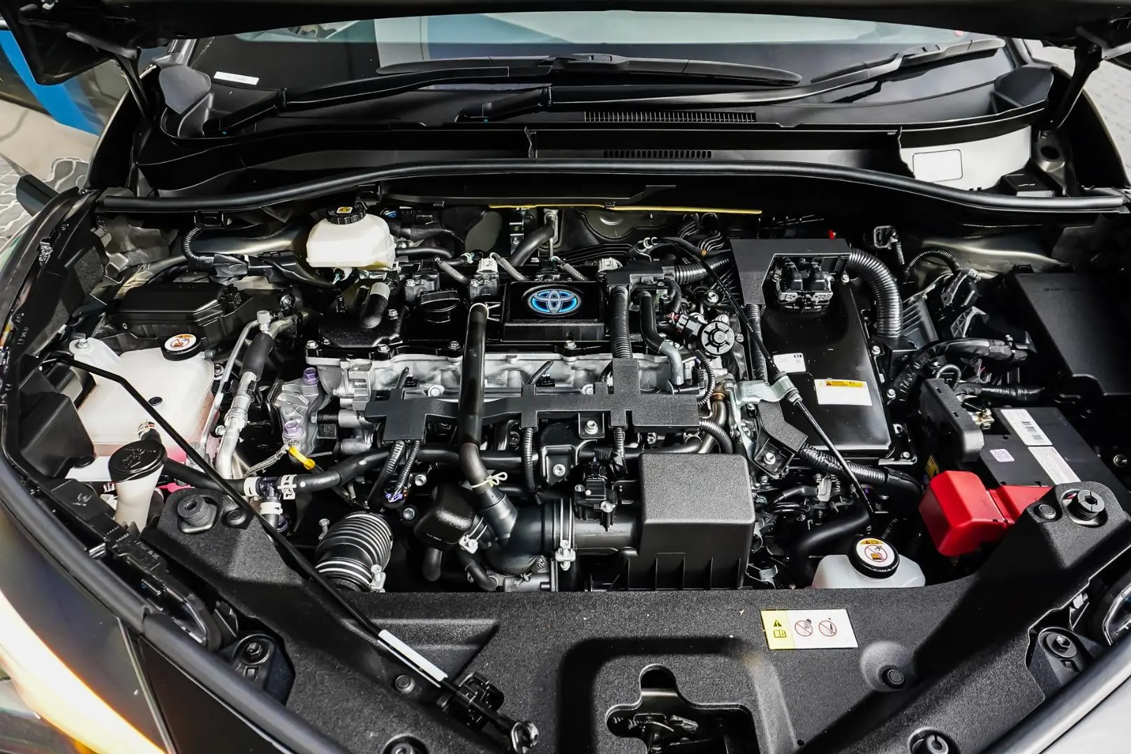 2021 Toyota C-HR Gallery Image 25