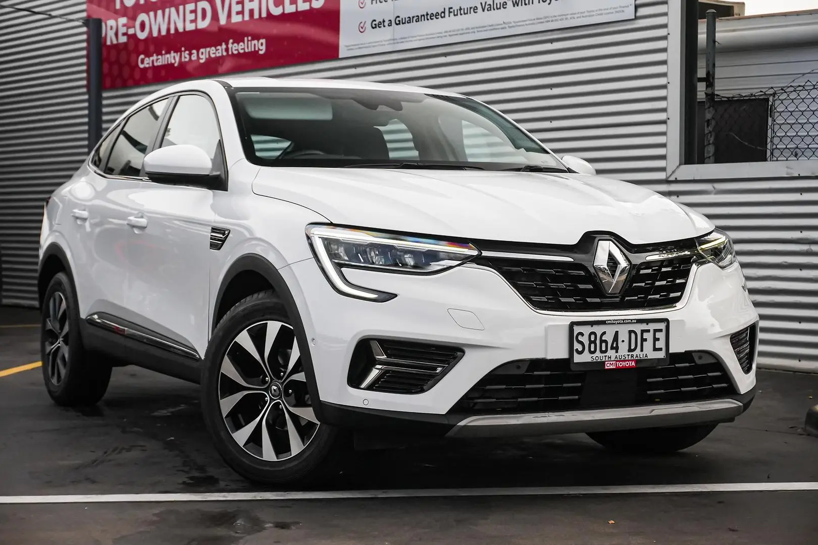 2023 Renault Arkana Gallery Image 2