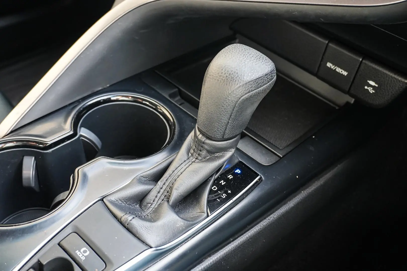 2018 Toyota Camry Gallery Image 17