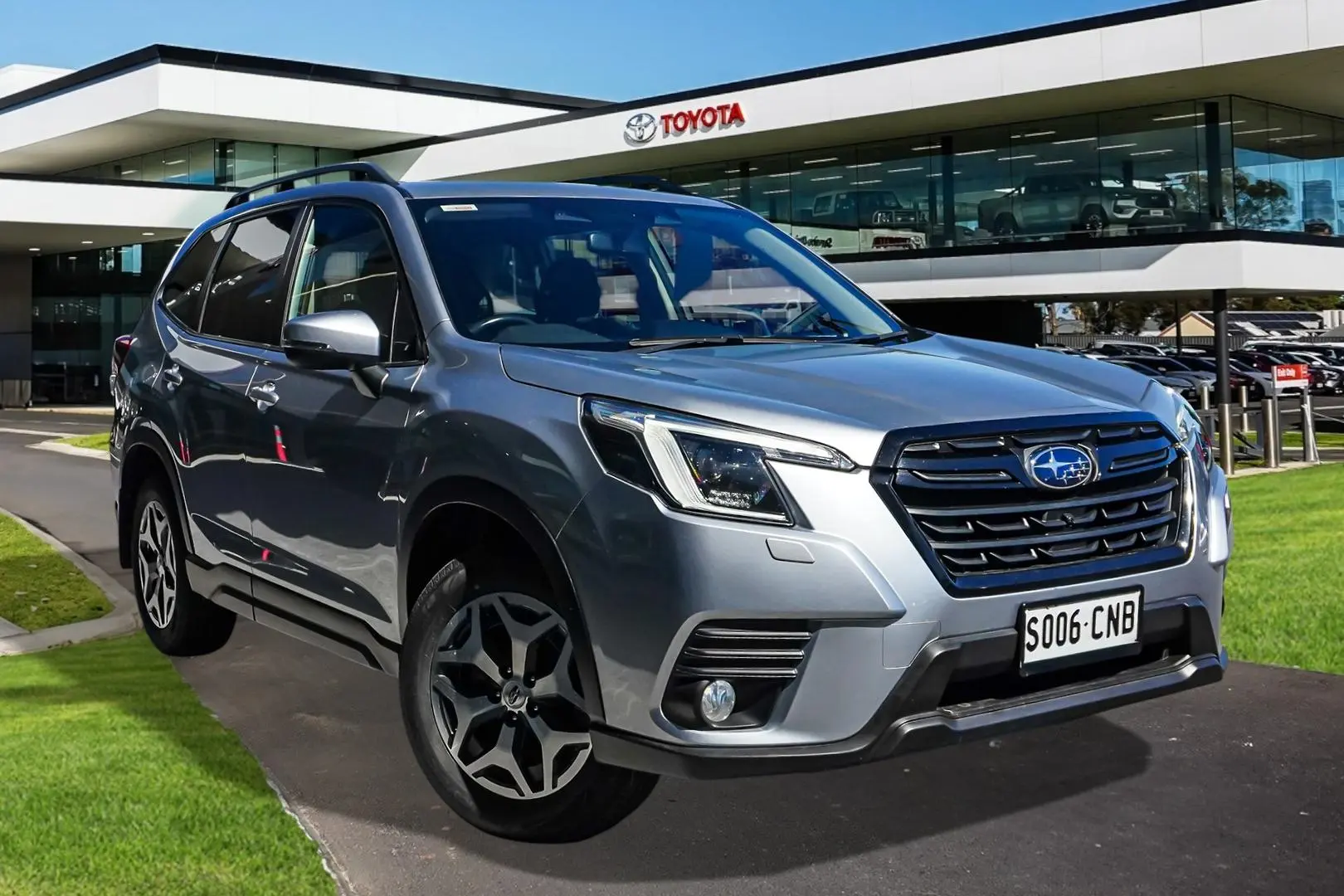 2021 Subaru Forester Gallery Image 1