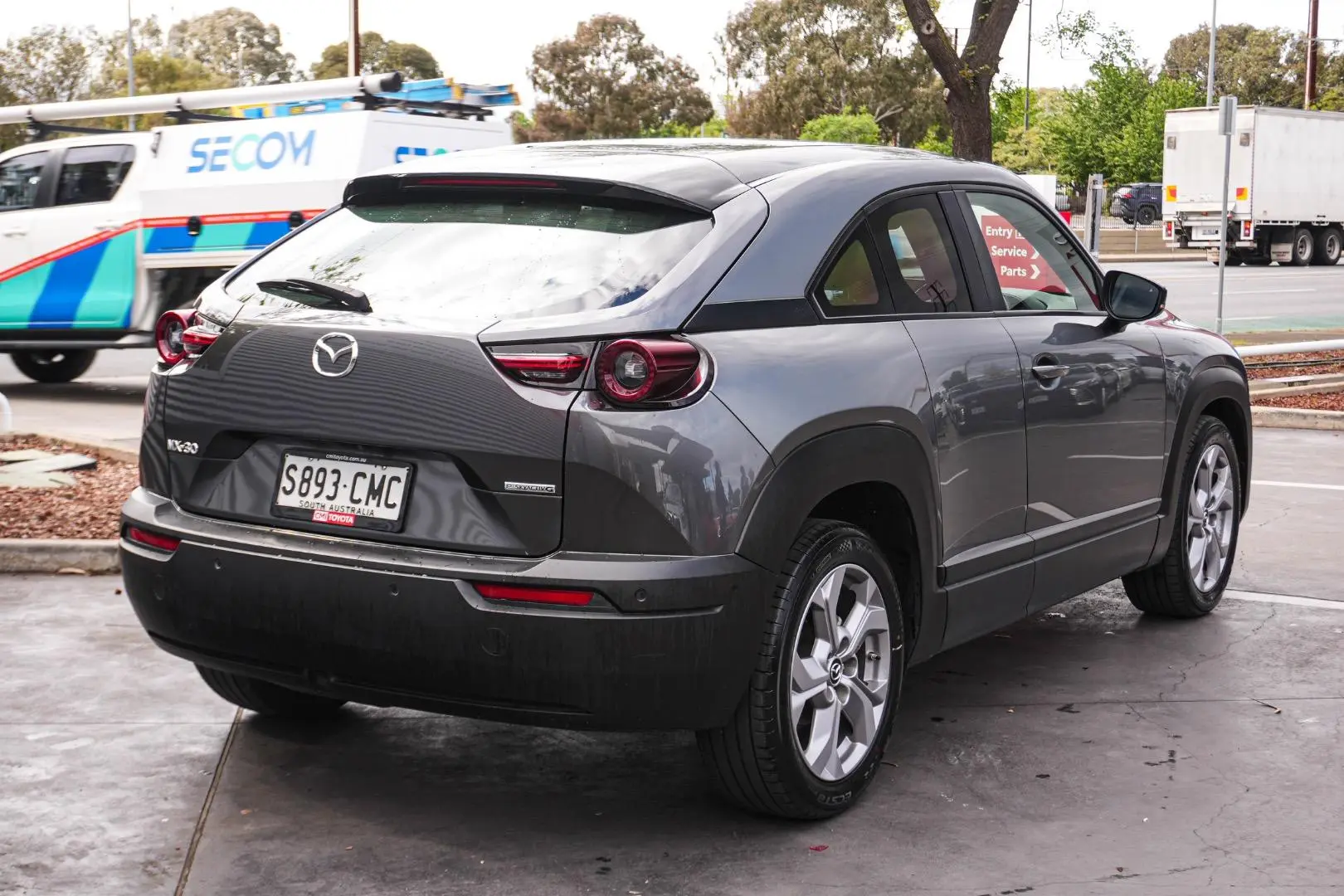 2021 Mazda MX-30 Gallery Image 3