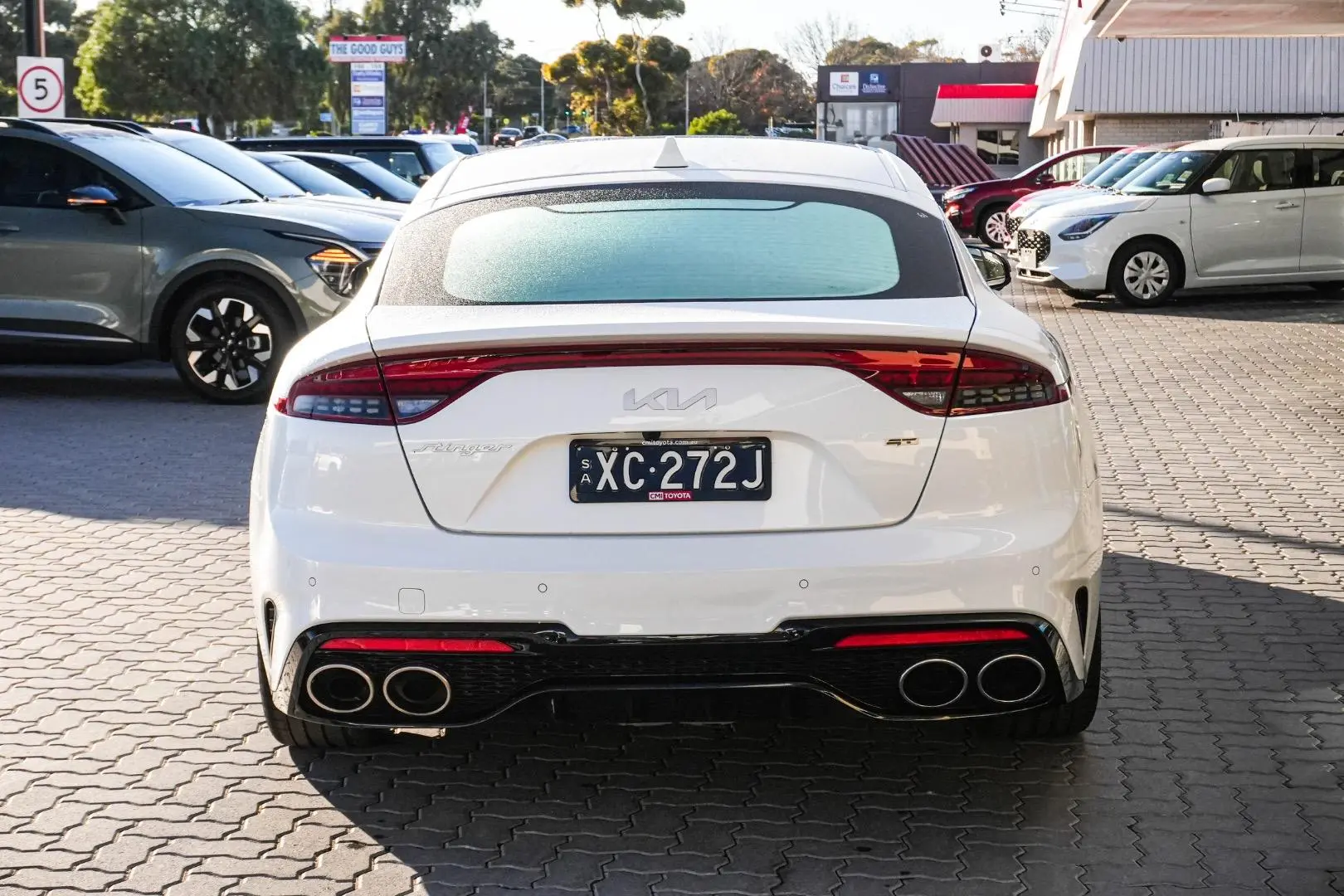 2022 Kia Stinger Gallery Image 6
