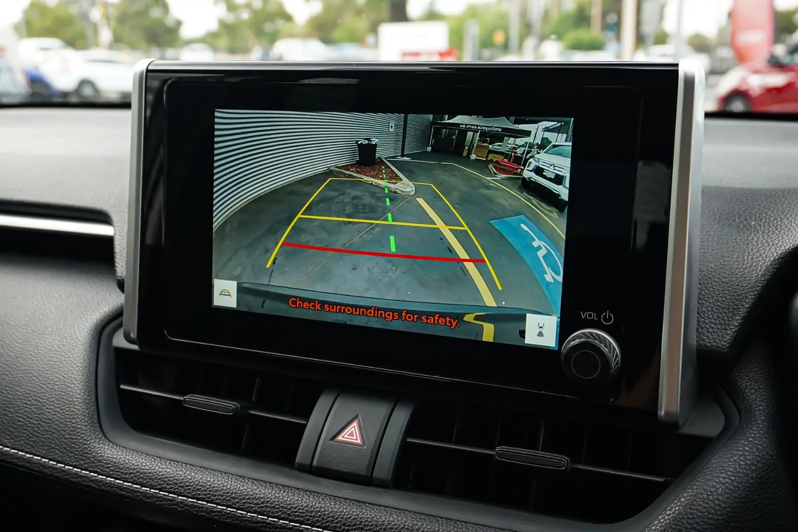 2025 Toyota RAV4 Gallery Image 23