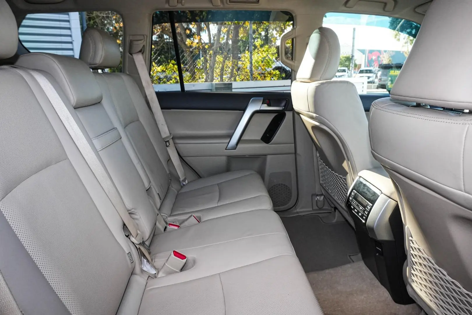 2022 Toyota Landcruiser Prado Gallery Image 9