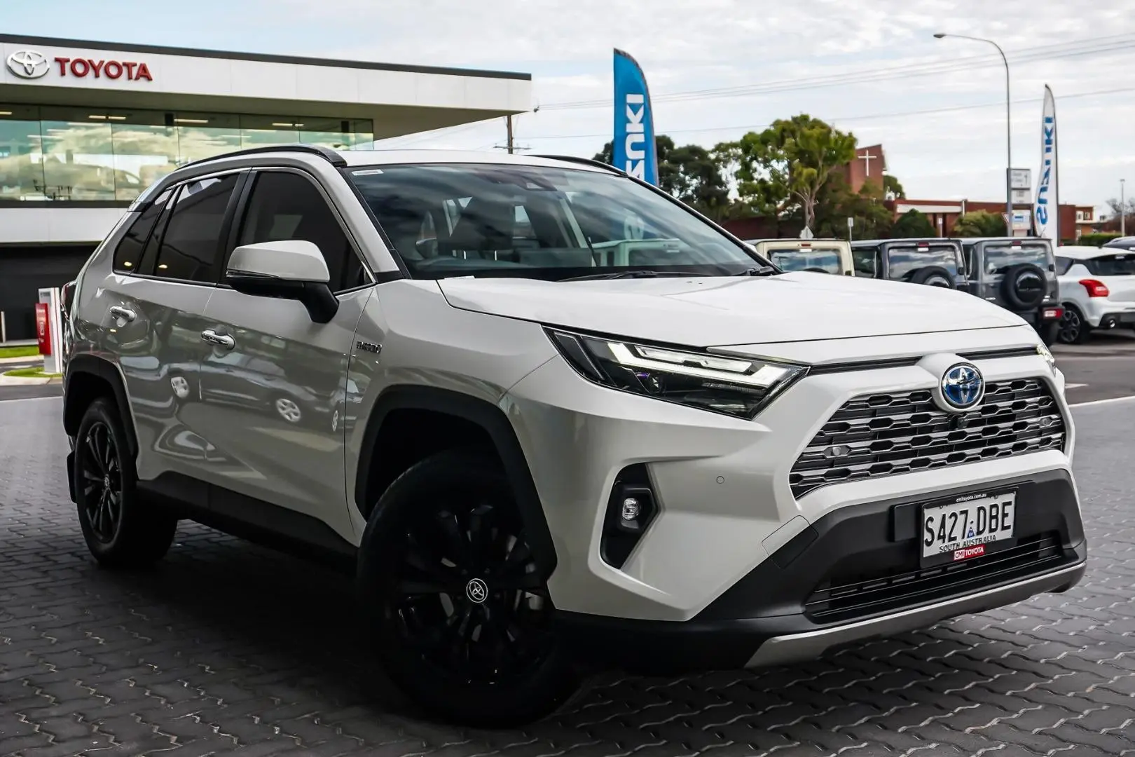 2024 Toyota RAV4 Gallery Image 1