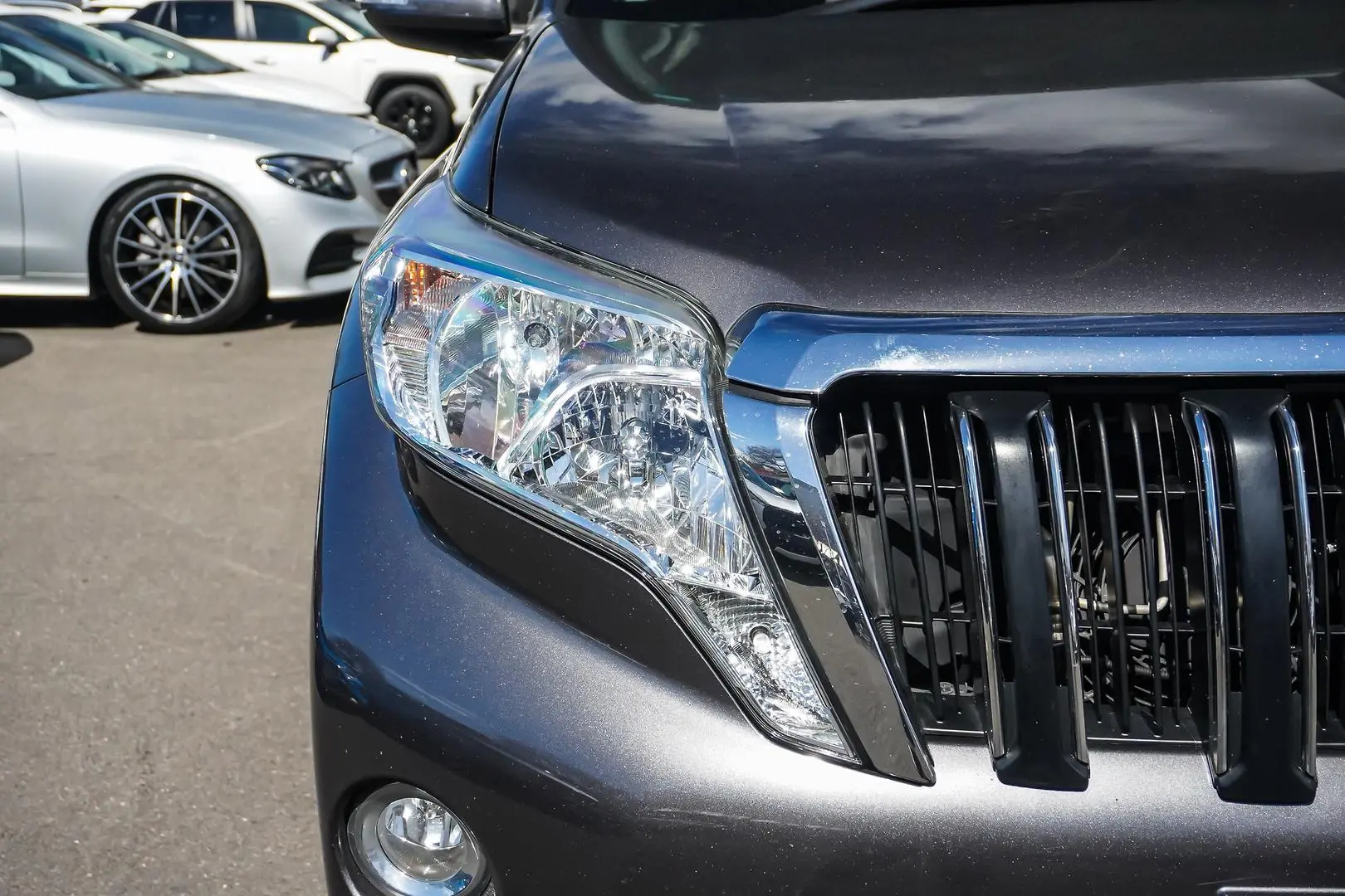 2017 Toyota Landcruiser Prado Gallery Image 14