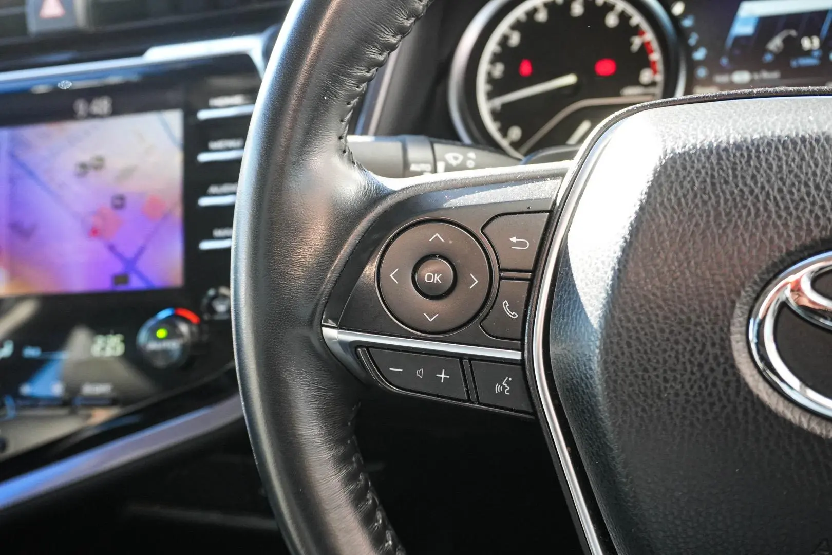 2019 Toyota Camry Gallery Image 19