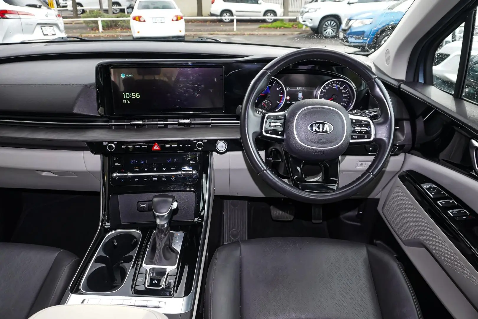 2021 Kia Carnival Gallery Image 8