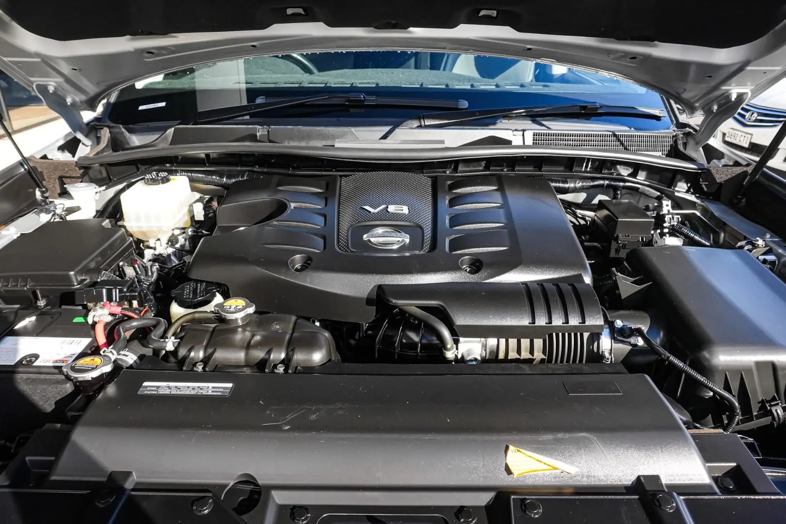 2021 Nissan Patrol Gallery Image 24
