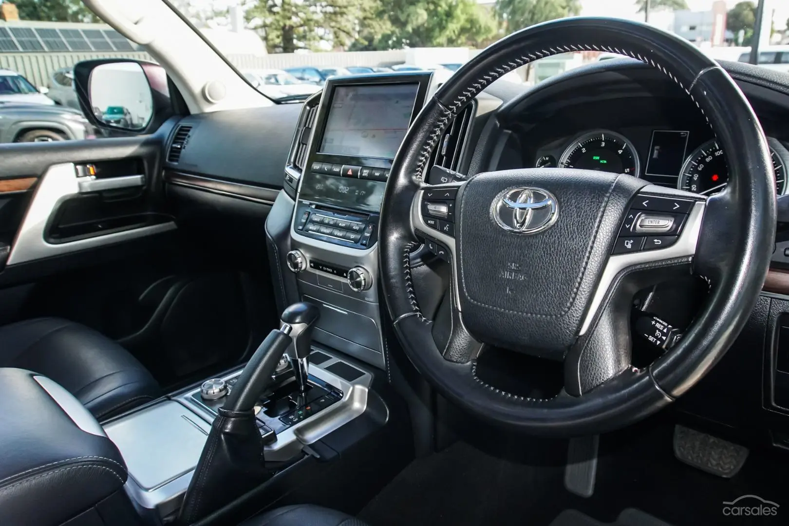 2019 Toyota Landcruiser Image 6