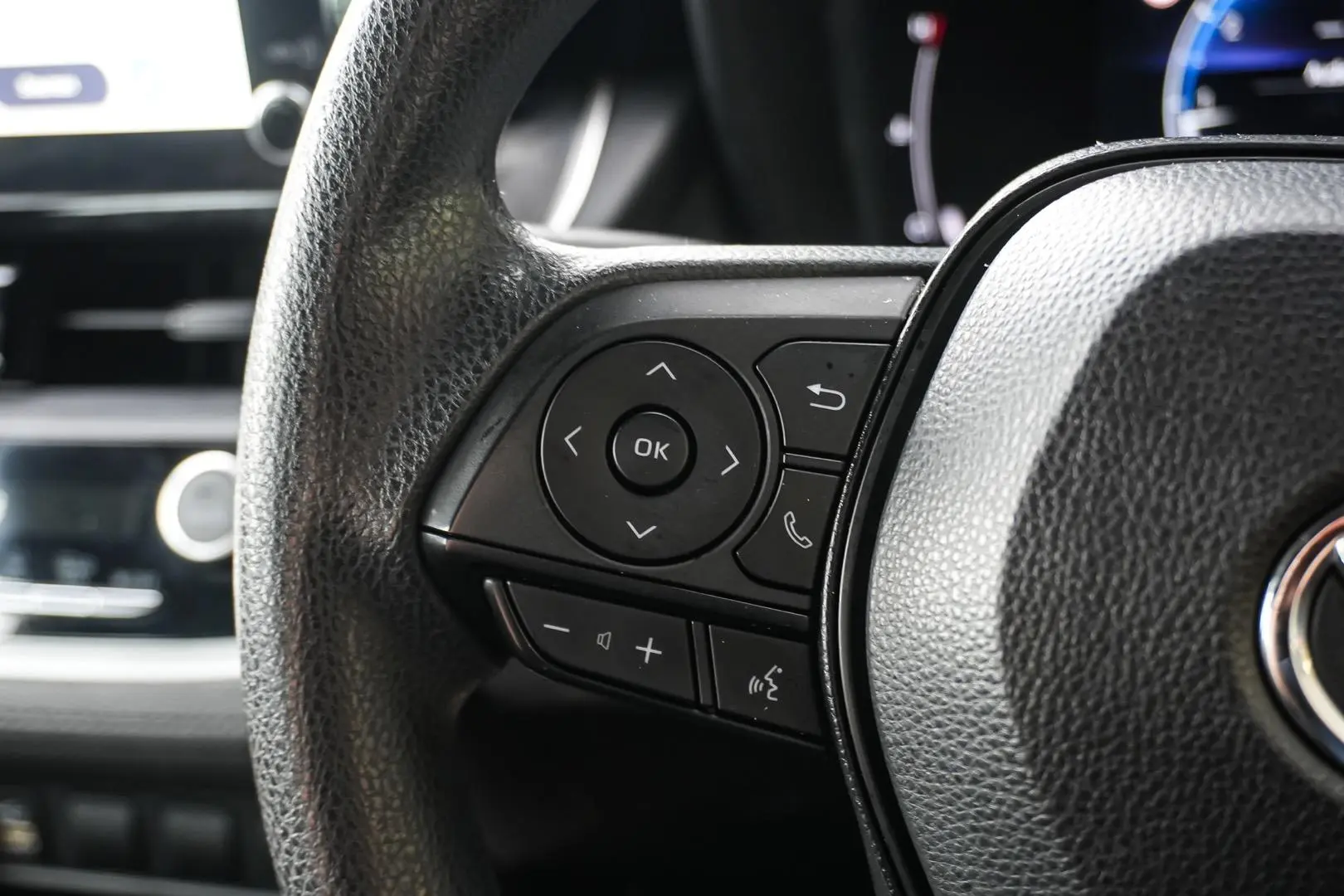 2022 Toyota Corolla Cross Gallery Image 19