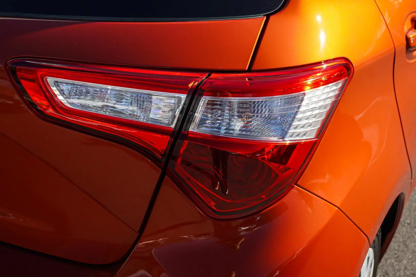 2018 Toyota Yaris Gallery Image 14