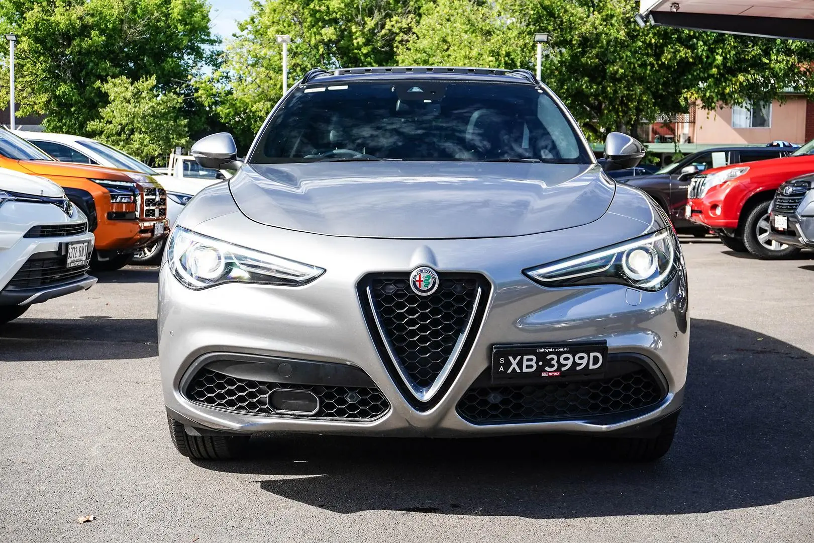 2018 Alfa Romeo Stelvio Gallery Image 4