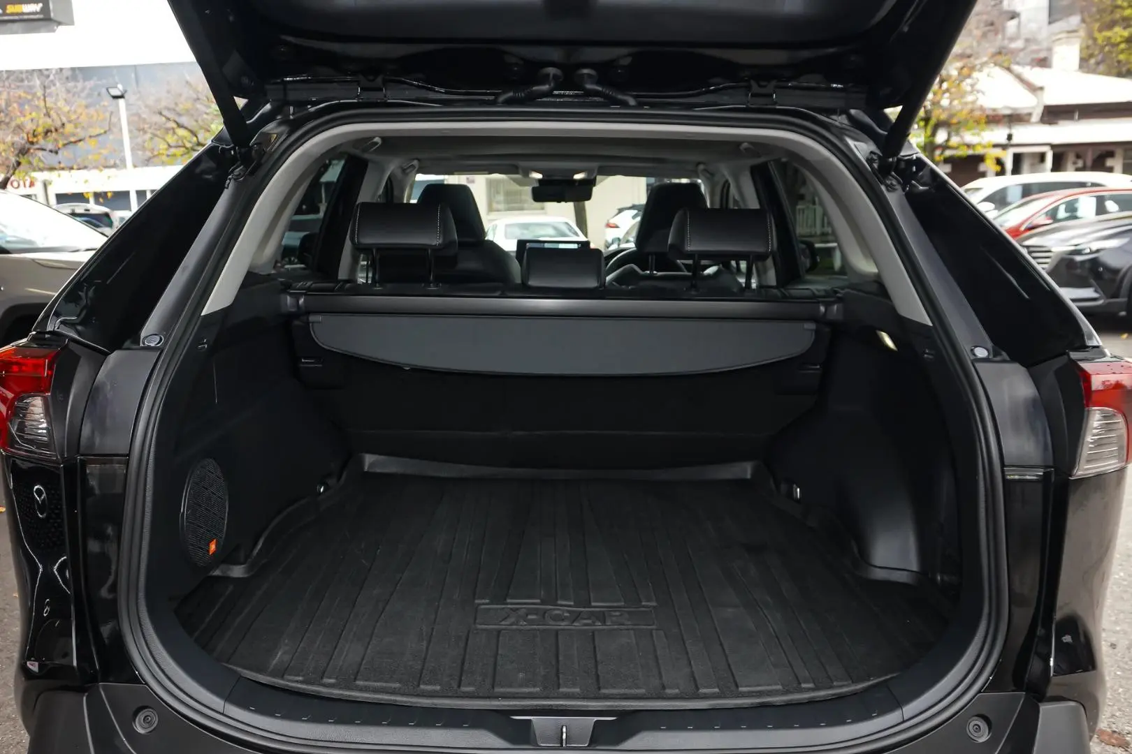 2024 Toyota RAV4 Gallery Image 10