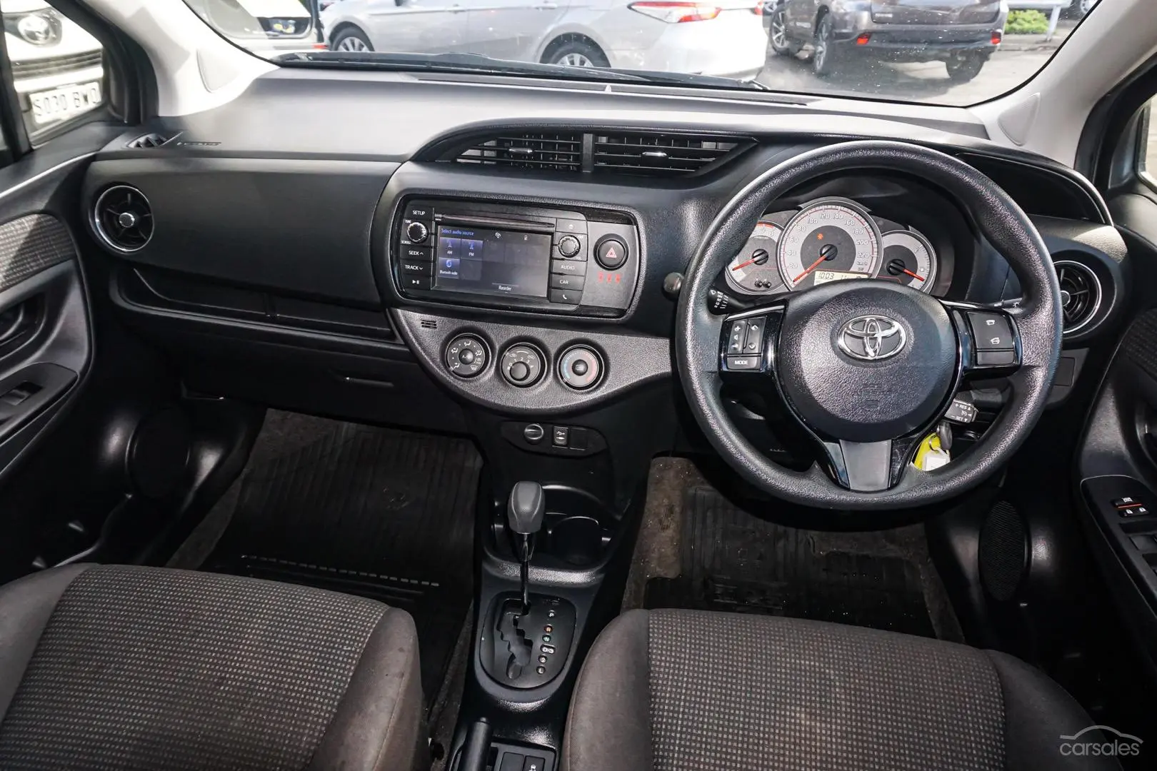 2019 Toyota Yaris Image 9