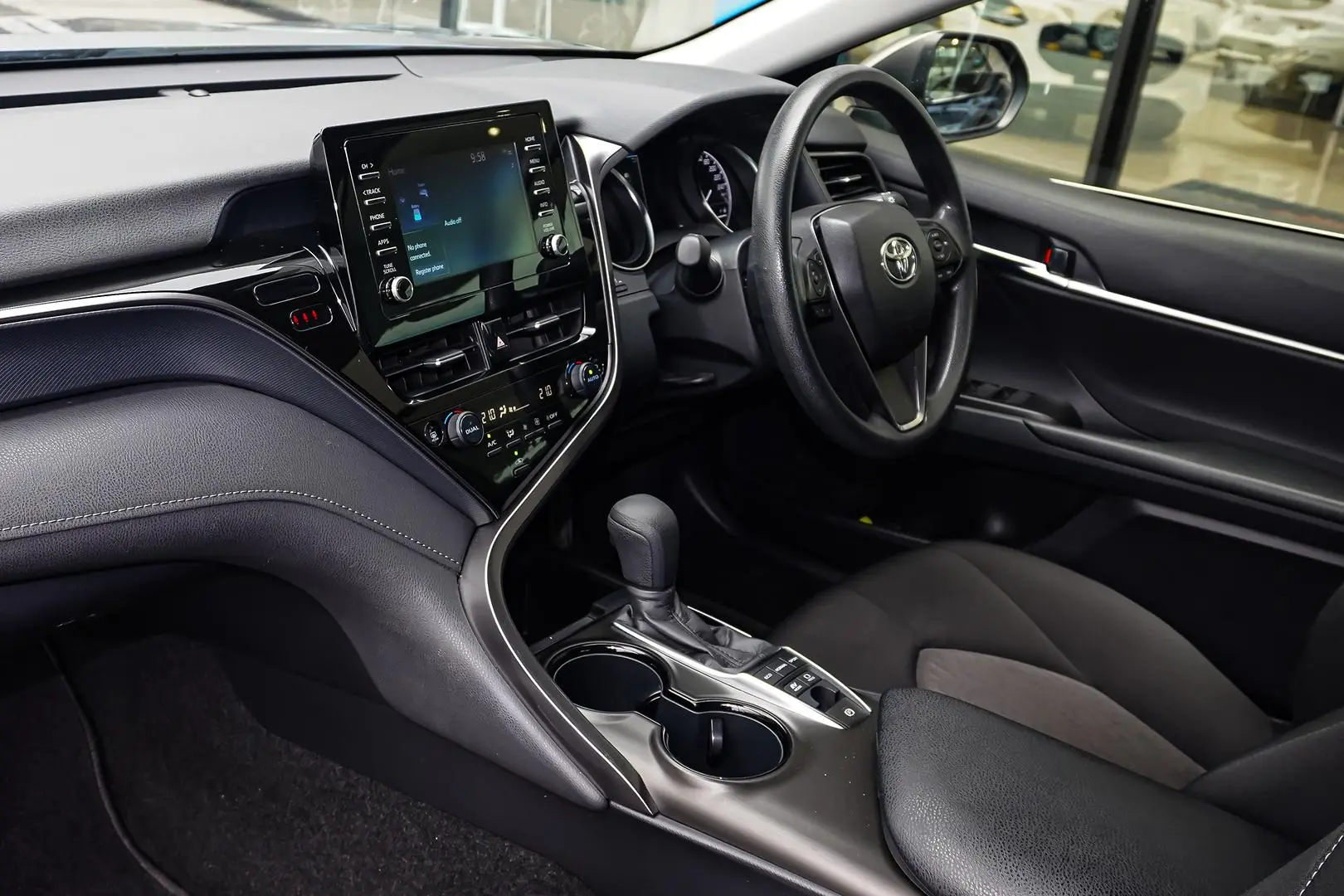 2023 Toyota Camry Gallery Image 11