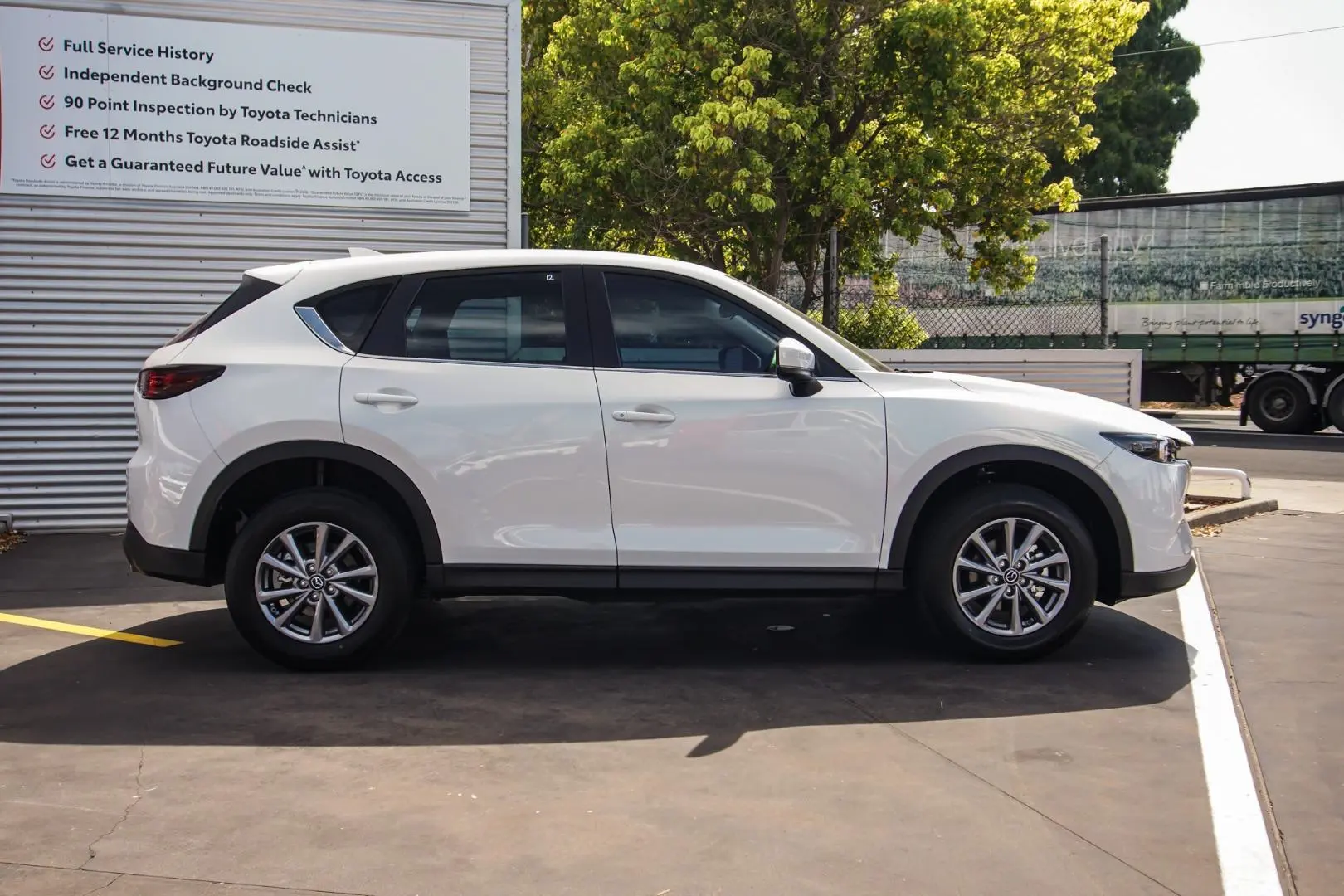 2024 Mazda Cx-5 Gallery Image 3