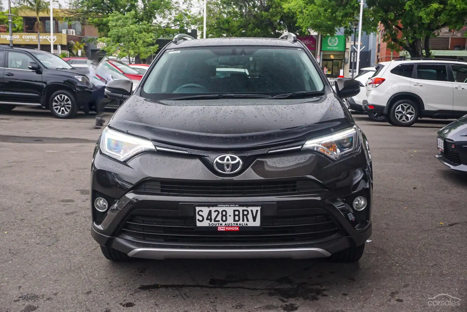 2017 Toyota RAV4 Image 4