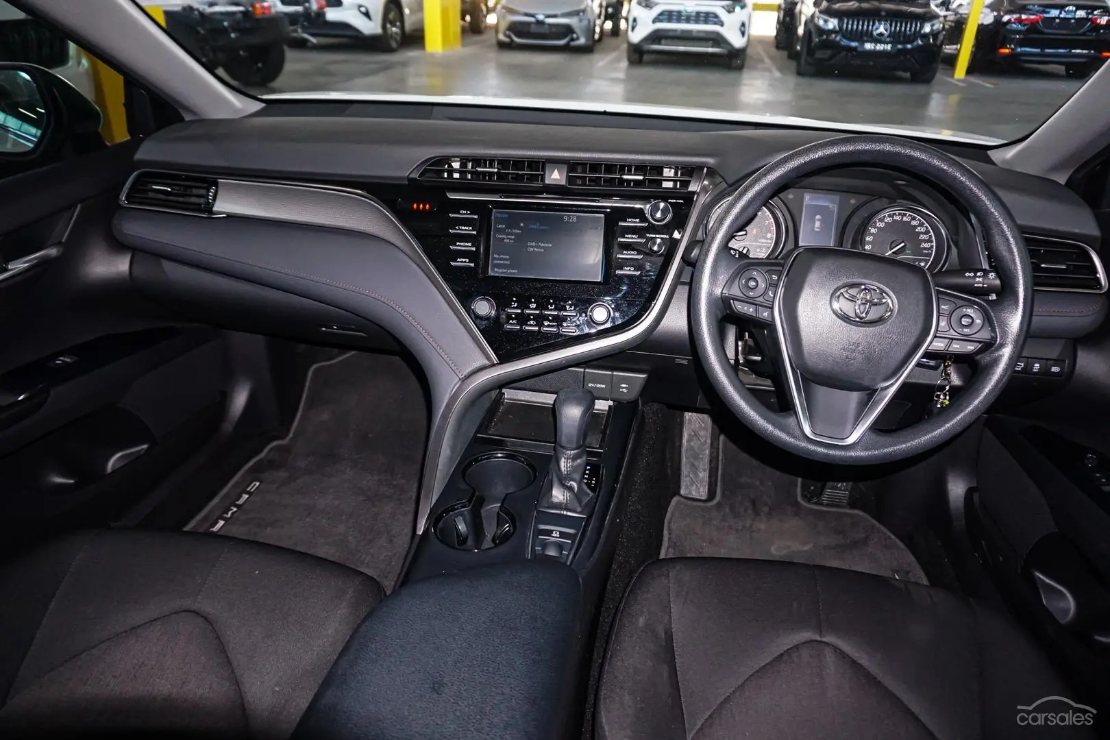 2019 Toyota Camry Image 8