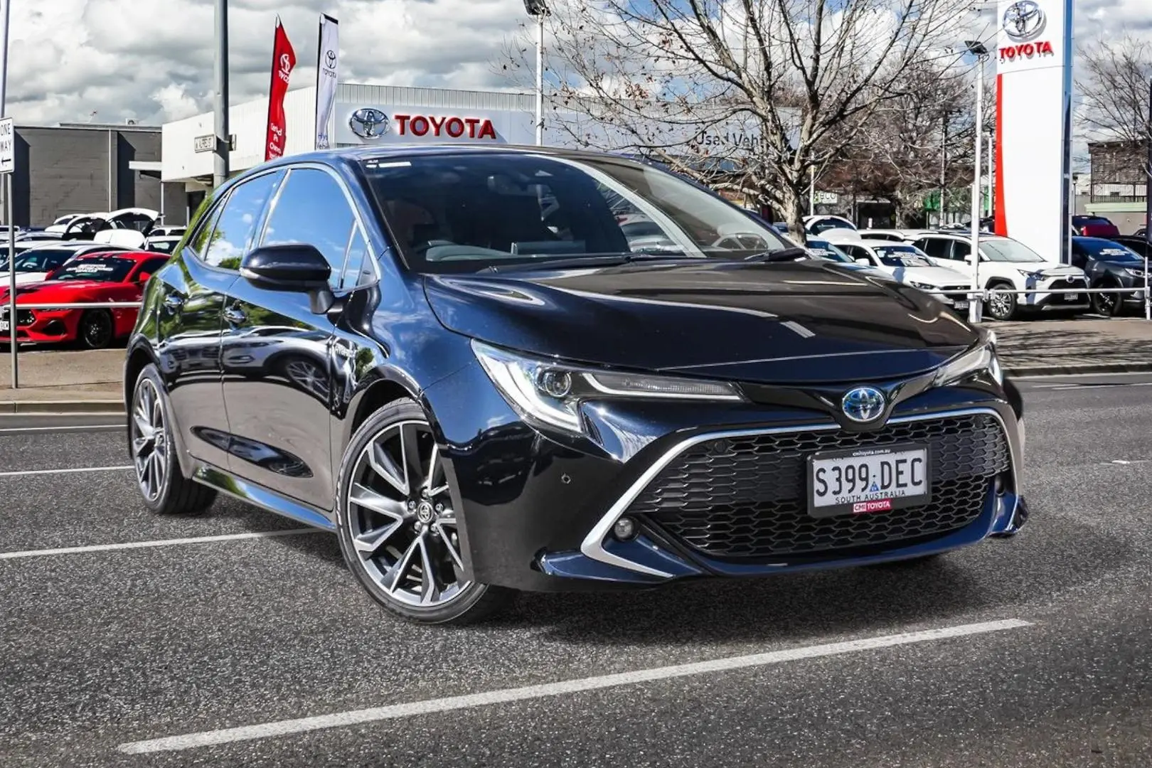 2020 Toyota Corolla Gallery Image 1