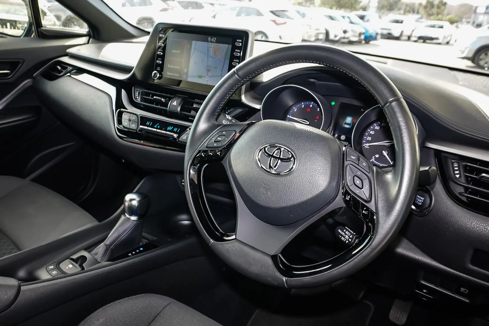 2023 Toyota C-HR Gallery Image 6