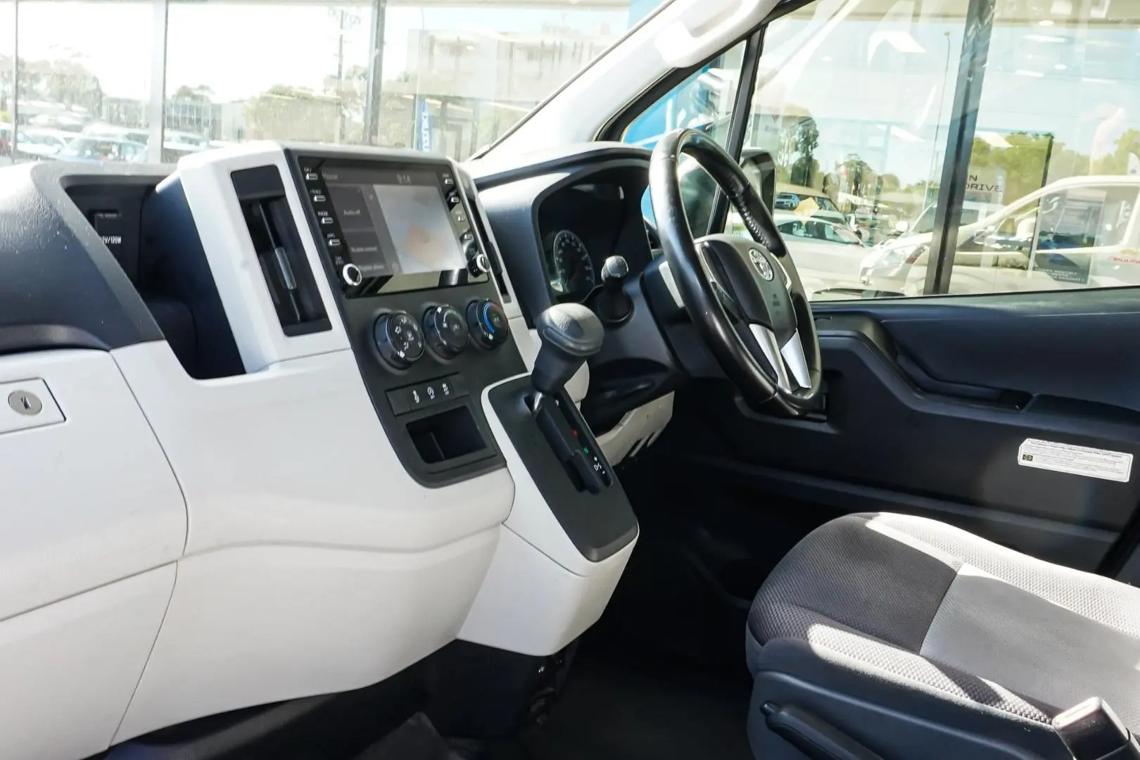 2020 Toyota Hiace Gallery Image 9