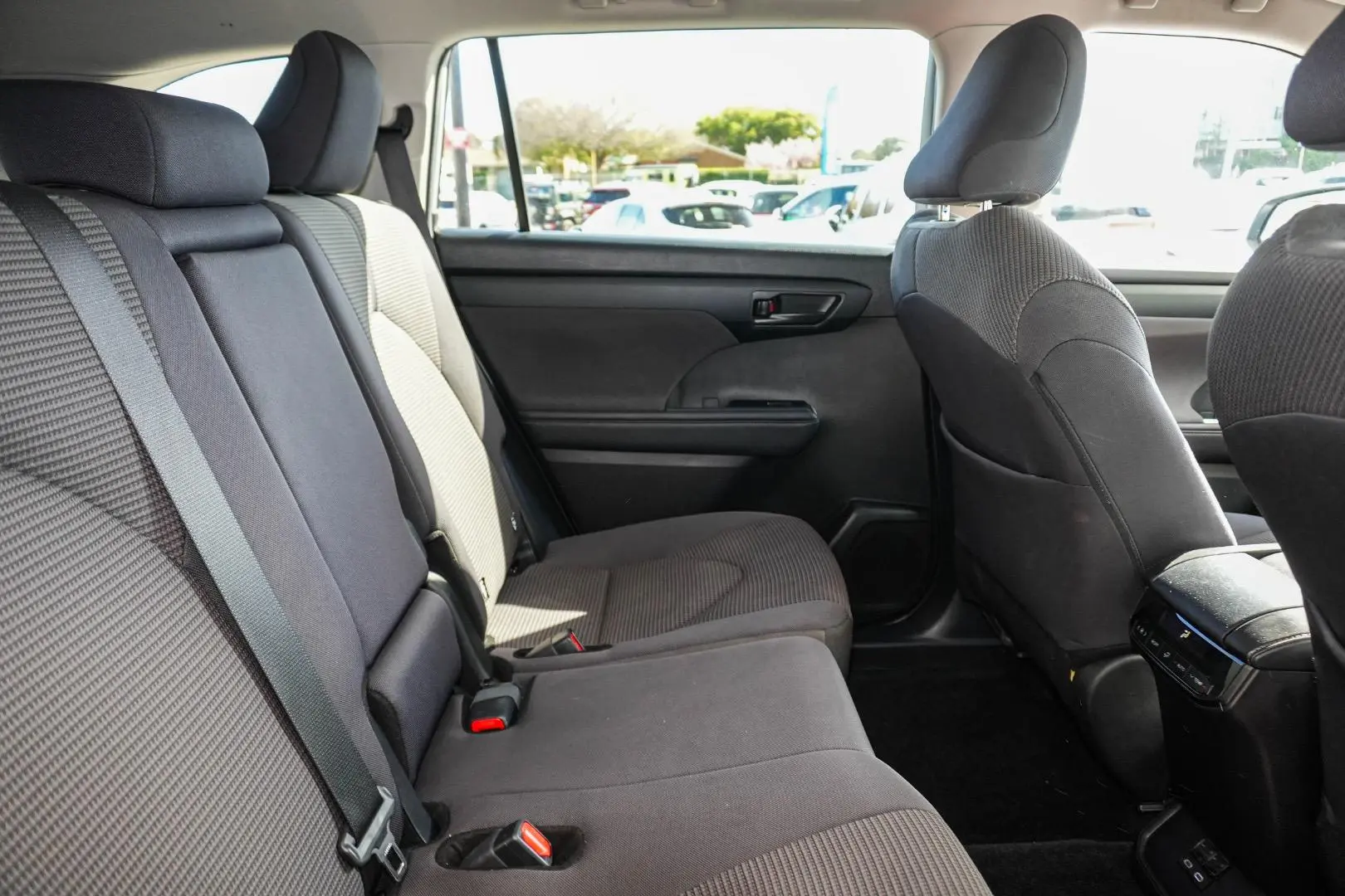2025 Toyota Kluger Gallery Image 9