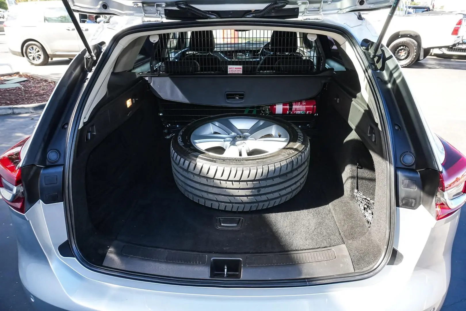 2018 Holden Commodore Gallery Image 13