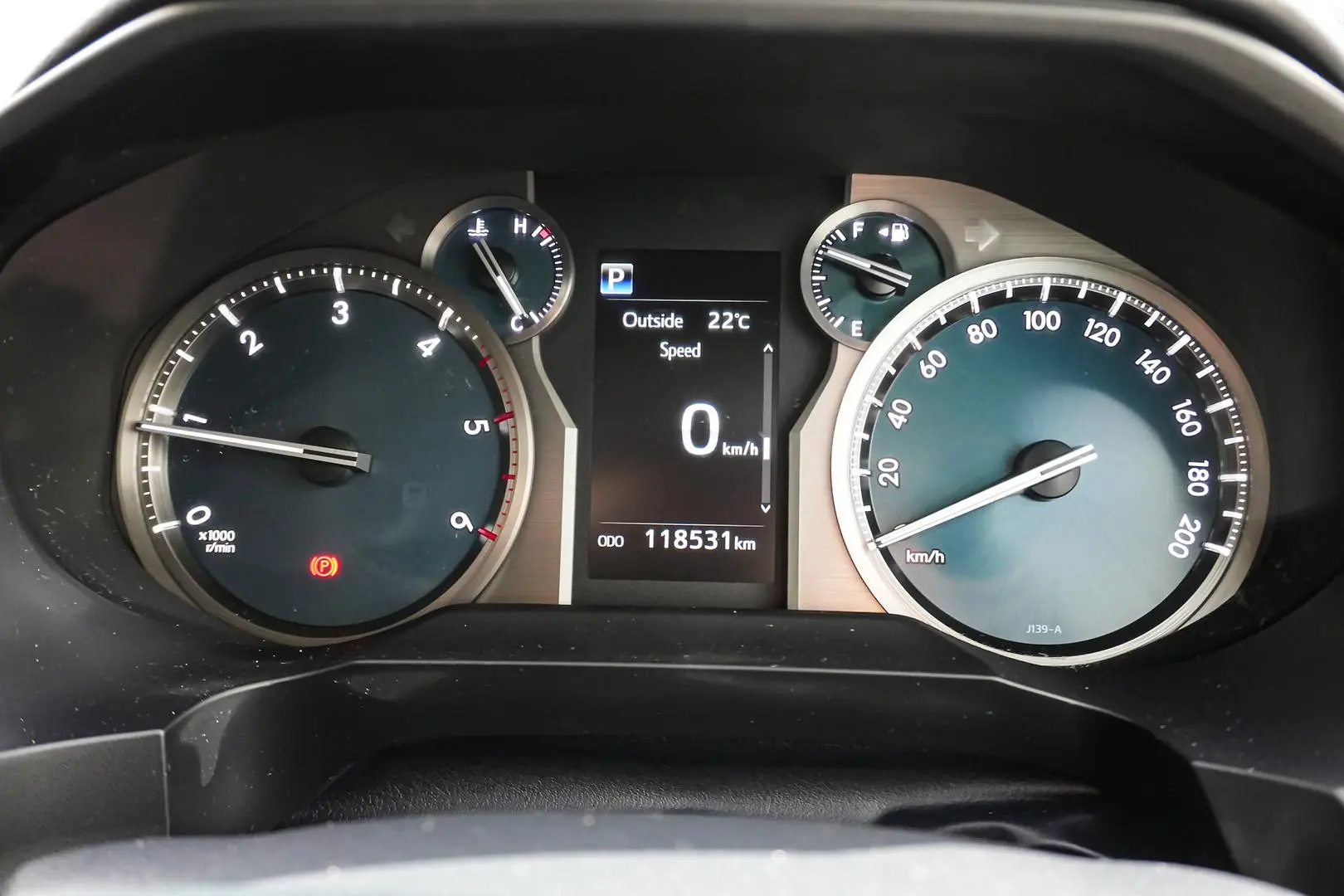 2017 Toyota Landcruiser Prado Gallery Image 17